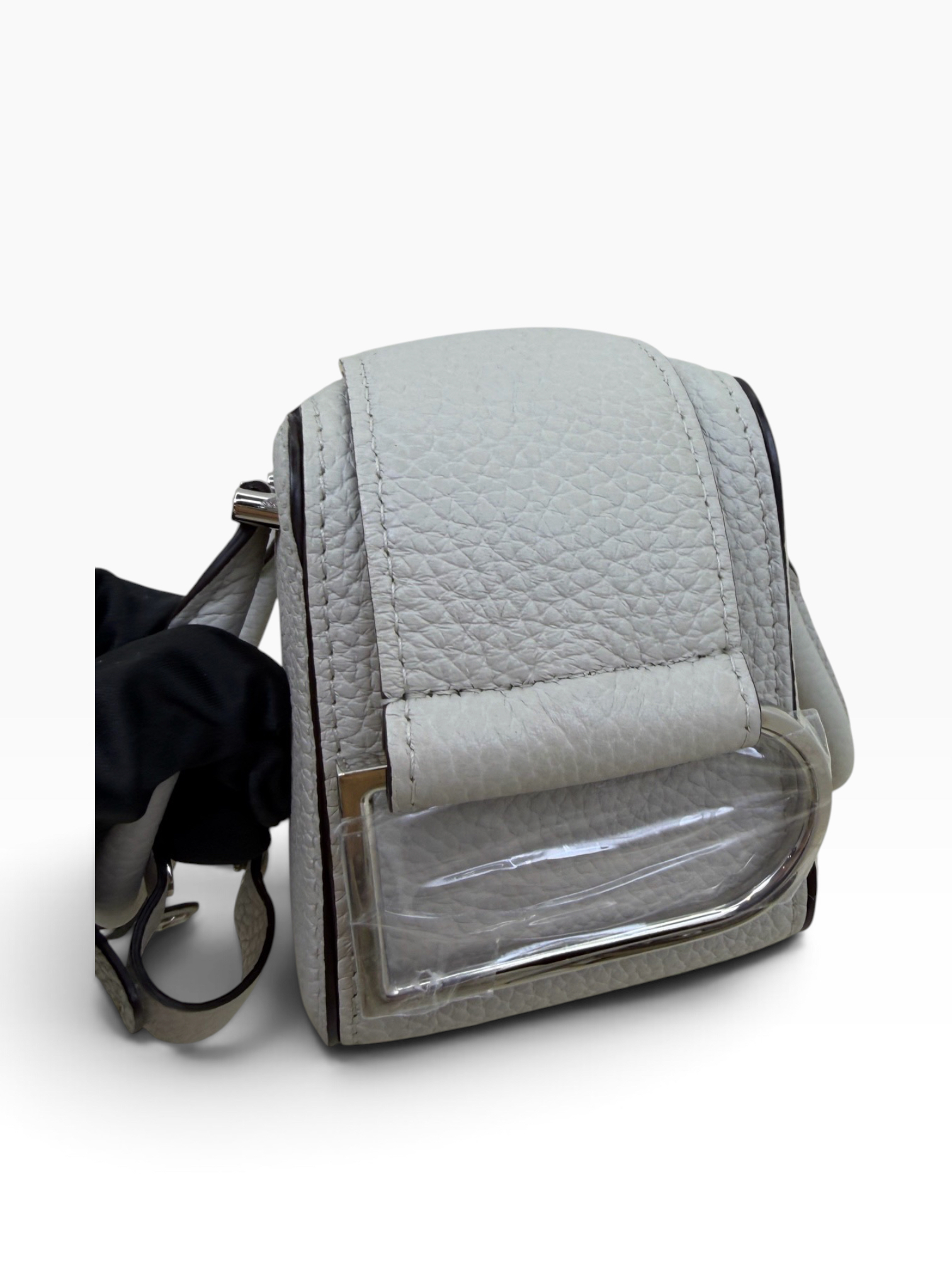 Pre owned  delvaux nano size k08241