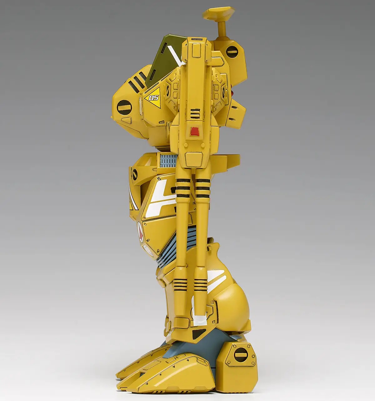 1/100 ADR-04-MkX Defender