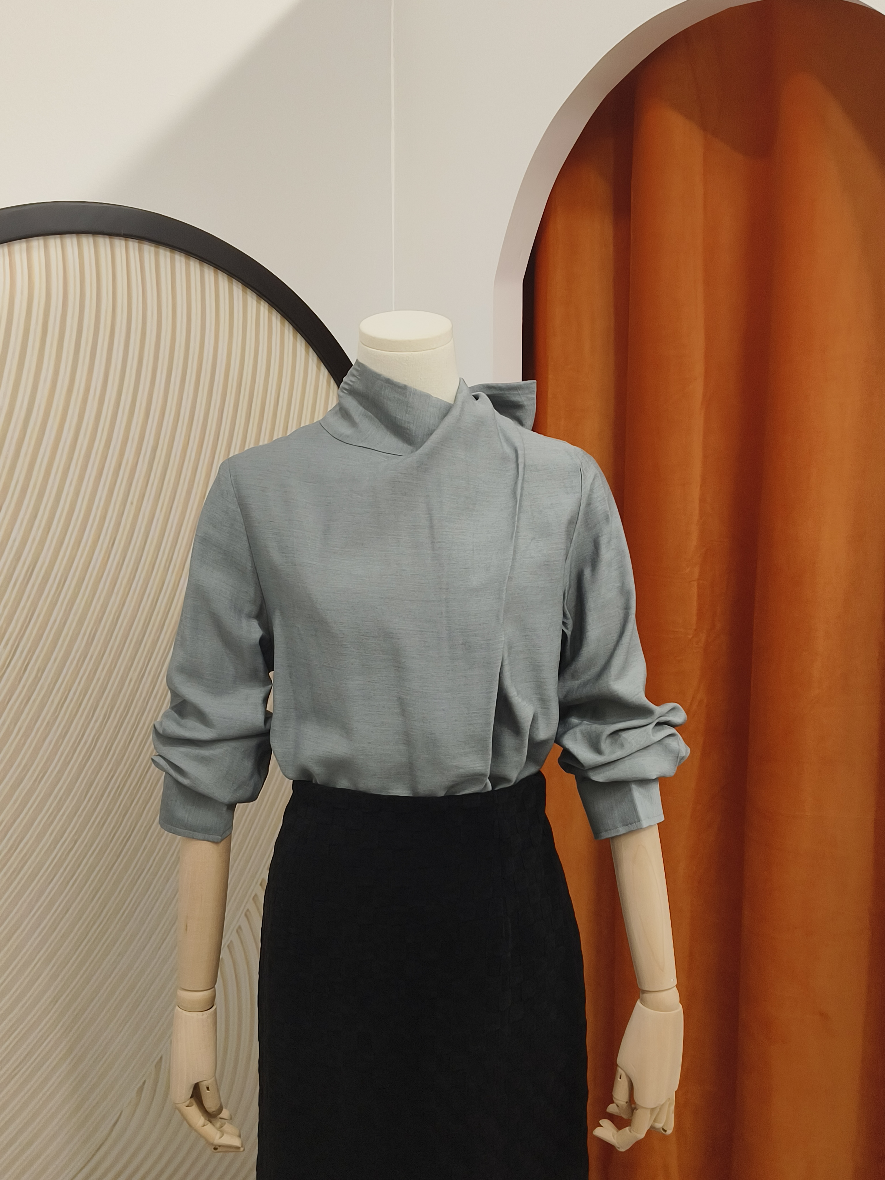 长袖系带衫 Long Sleeves Shirt with sash