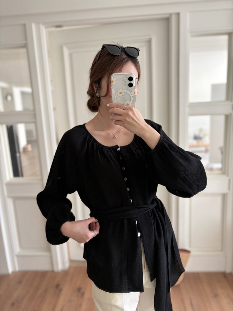 Eloise Tie-Neck Blouse (Black)