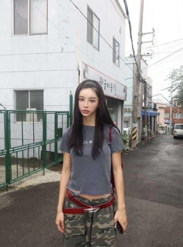 Gothic Star Distressed Crop Top