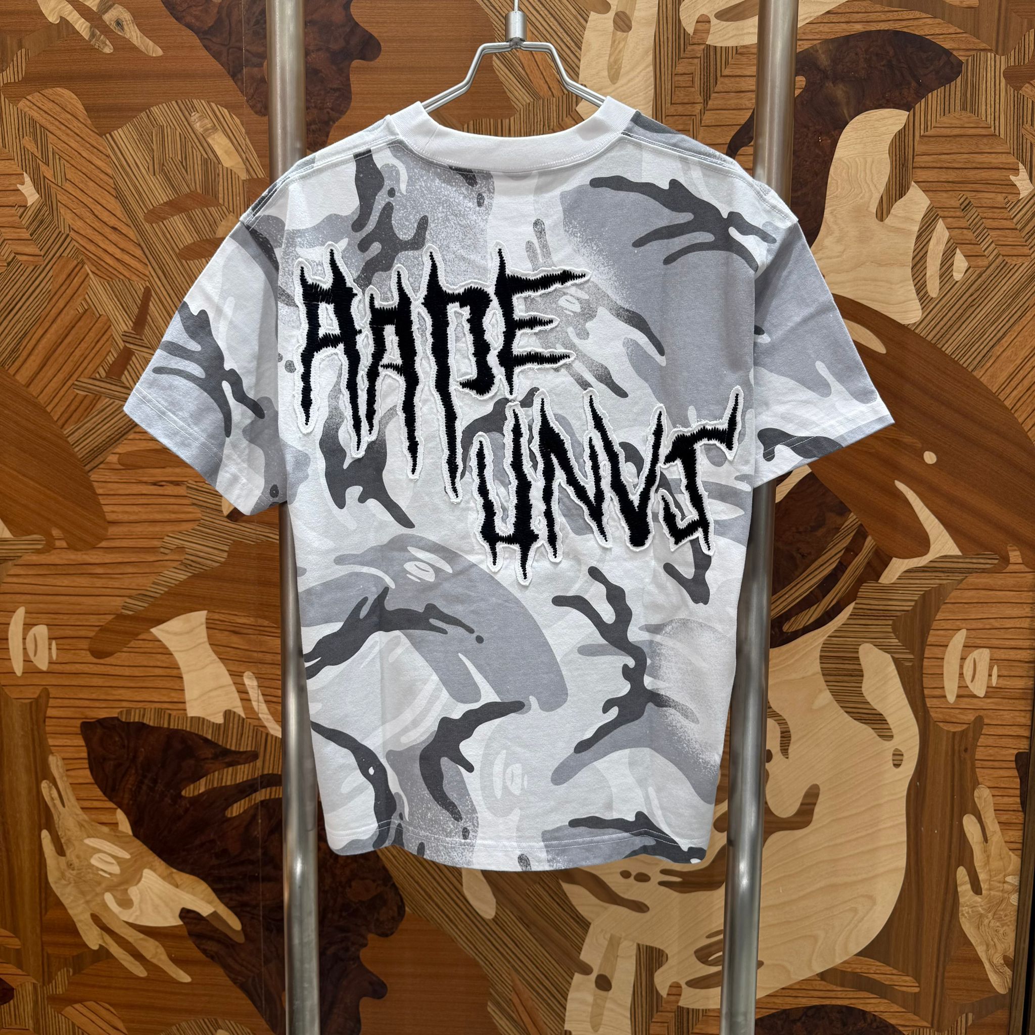 AAPE Relaxed fit AAPEUNVS moonface tee (1865) 寬鬆版