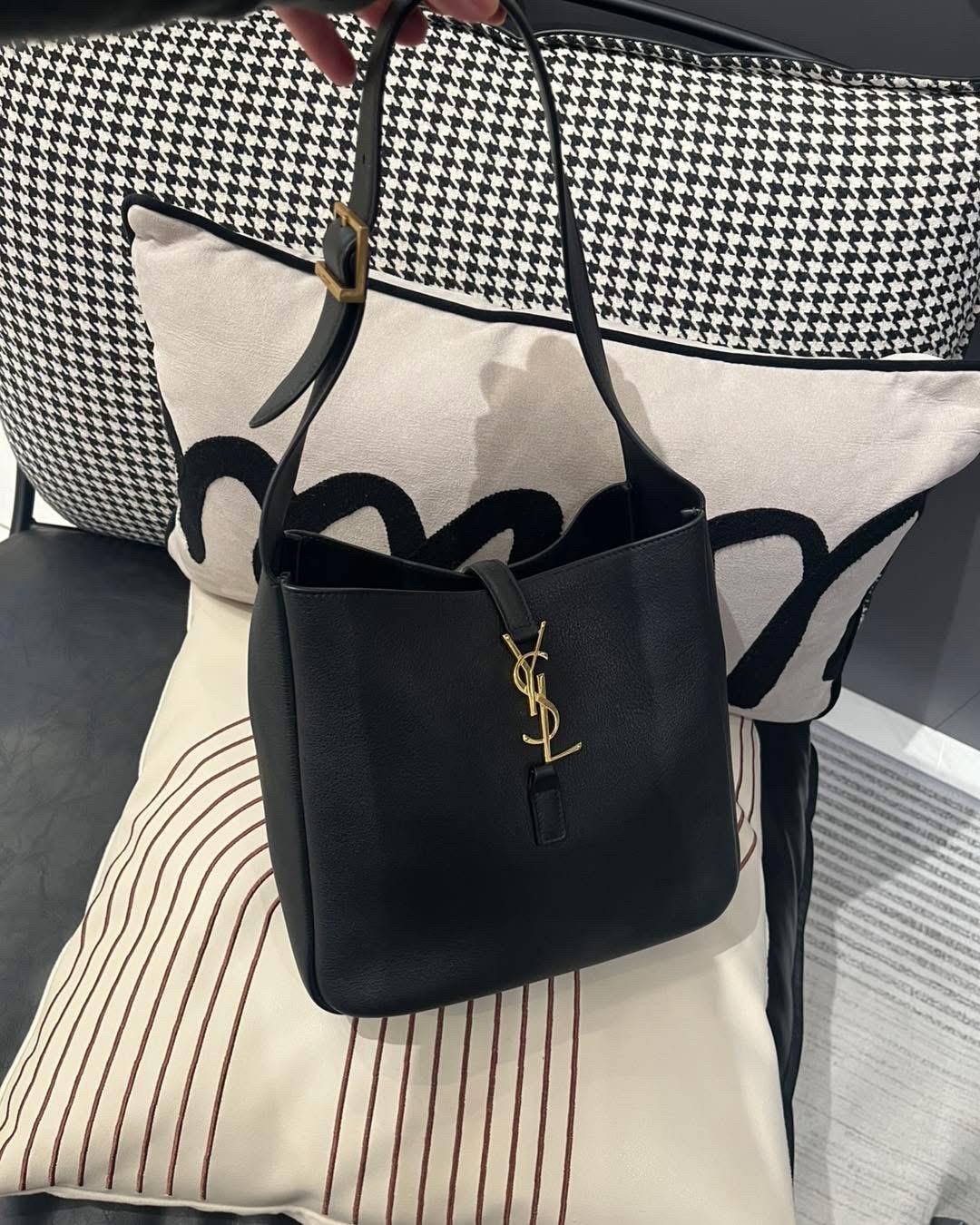 YSL Le 5 à 7 Supple Small Hobo Saint Laurent Shoulder Bag 100%Authentic,98%new ✅證書✅防塵袋