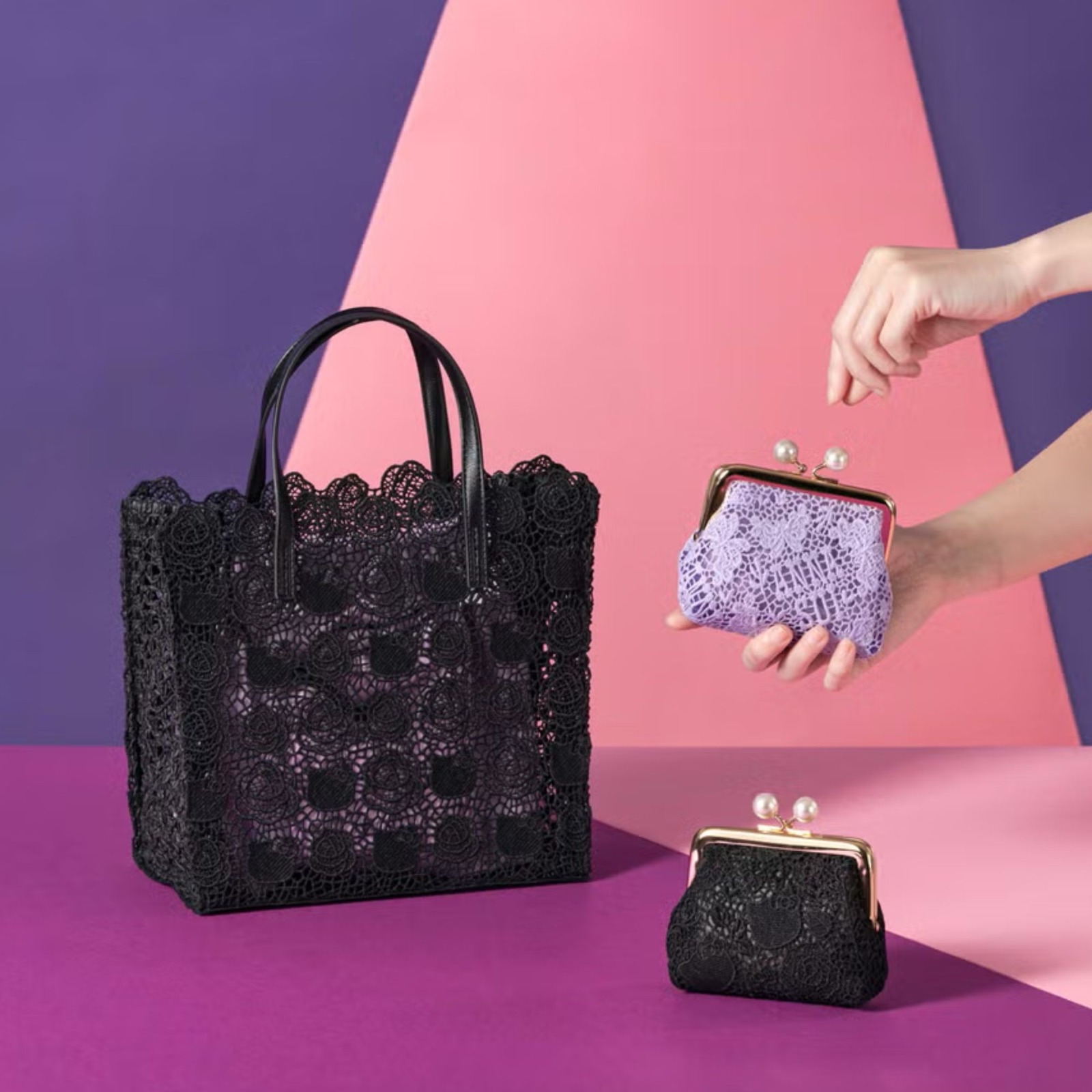 （約4月下旬到貨）🇹🇼台灣超商限定ANNA SUI× Sanrio 限量口金包💕