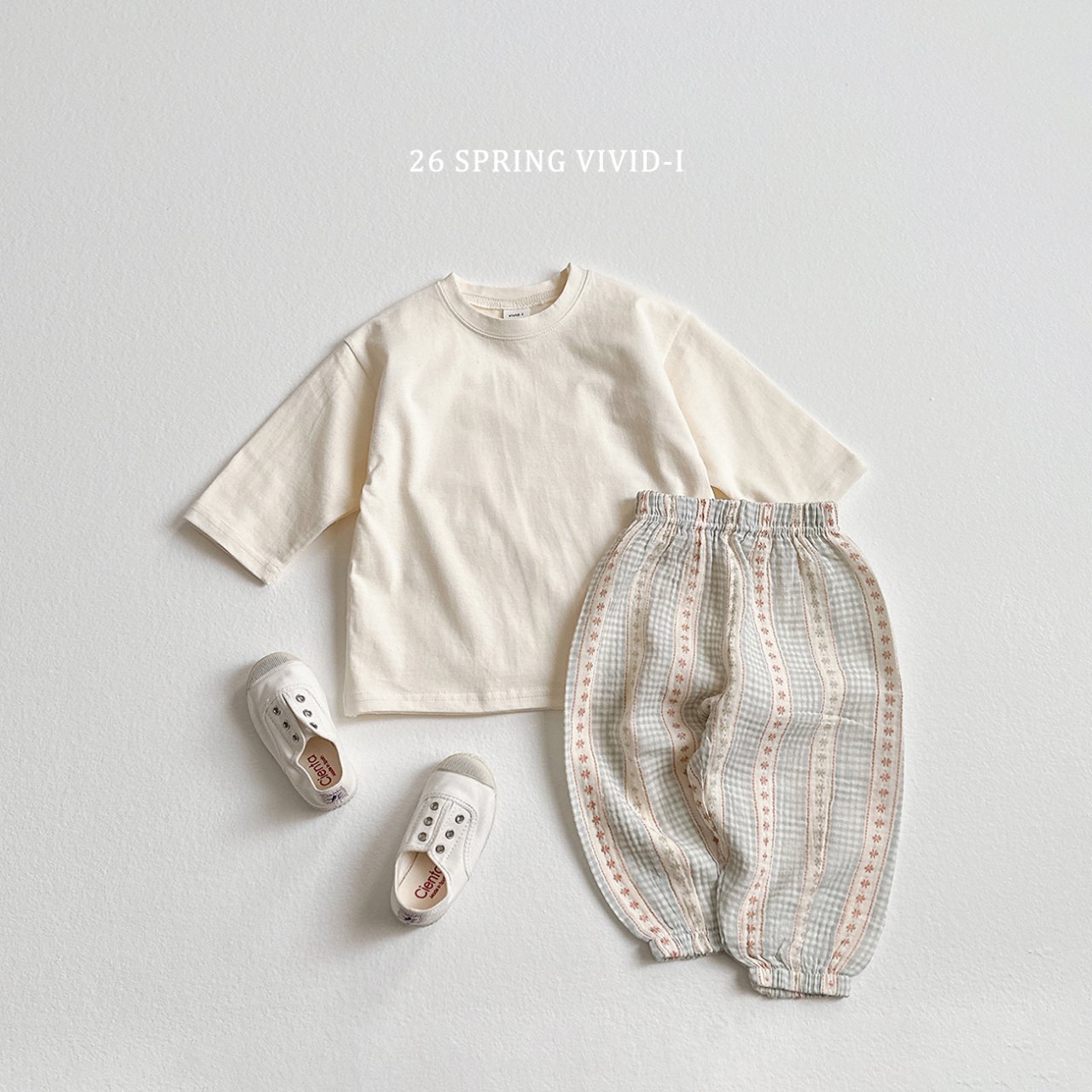 🌸預訂 韓國直送🌸🇰🇷VIVIDI三色日常基本打底長袖T恤