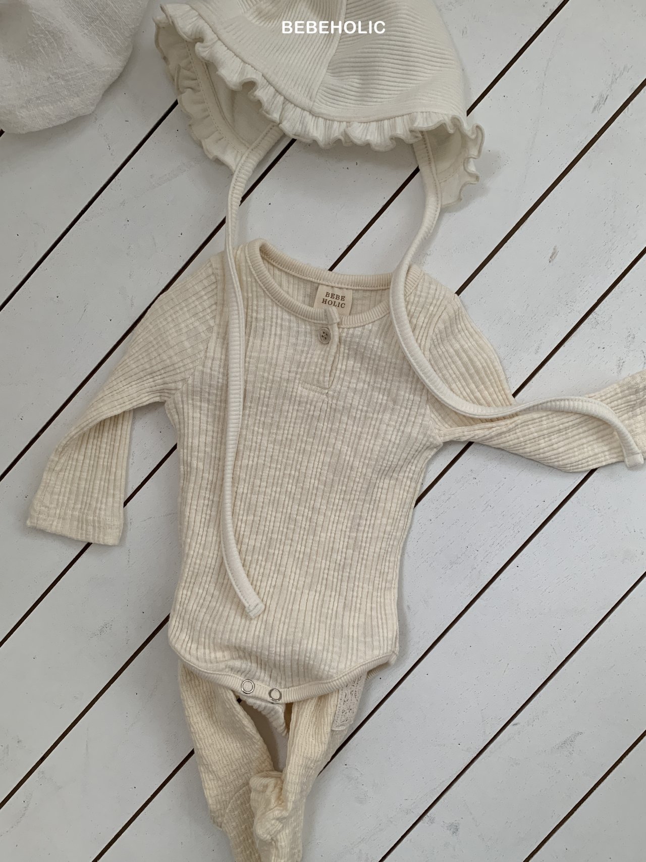 🌸預訂 韓國直送🌸🇰🇷BEBEHOLIC三色簡約羅紋長袖包屁衣