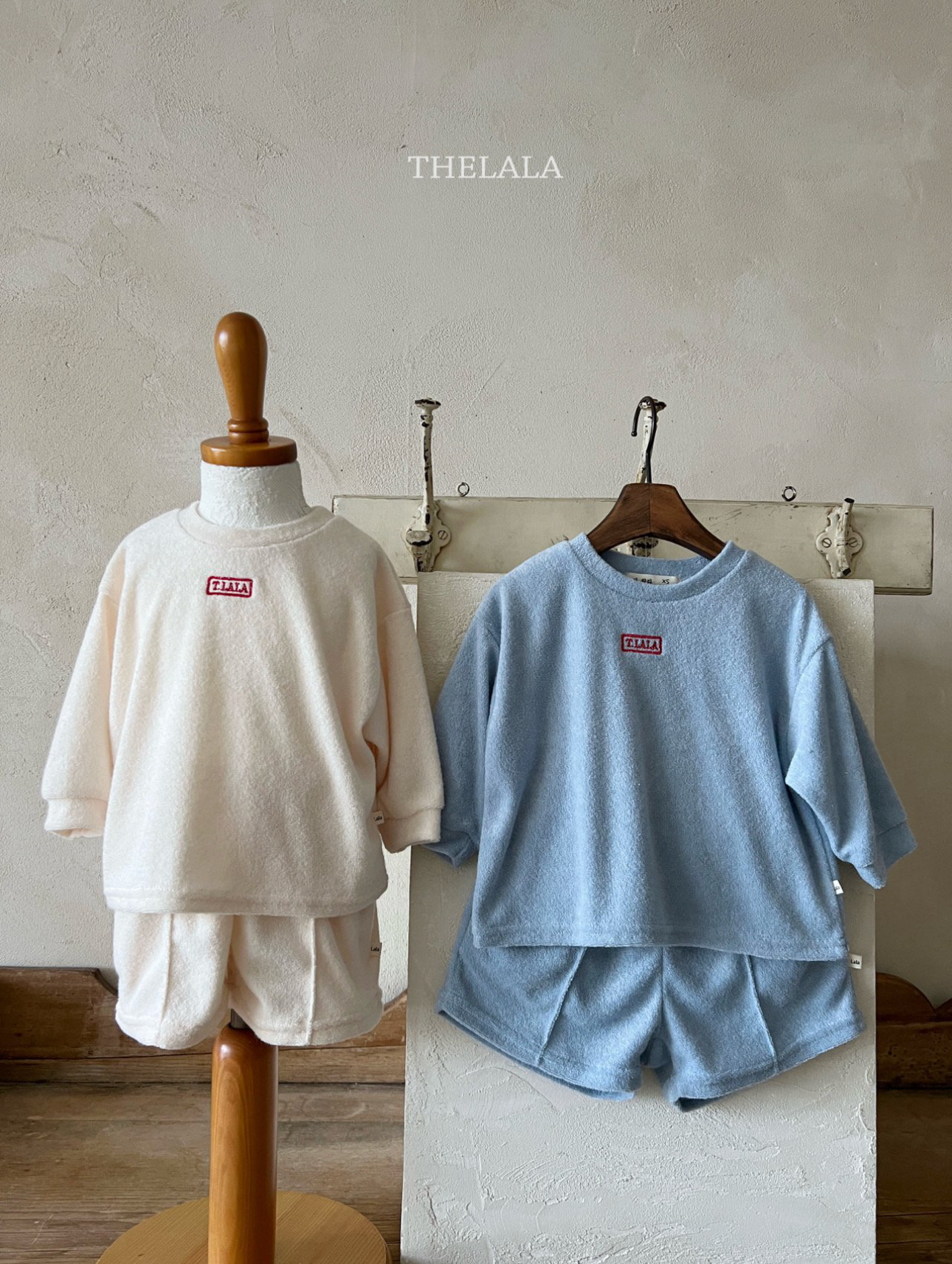 🌸預訂 韓國直送🌸🇰🇷THELALA兩色標誌刺繡章毛巾料上下套裝