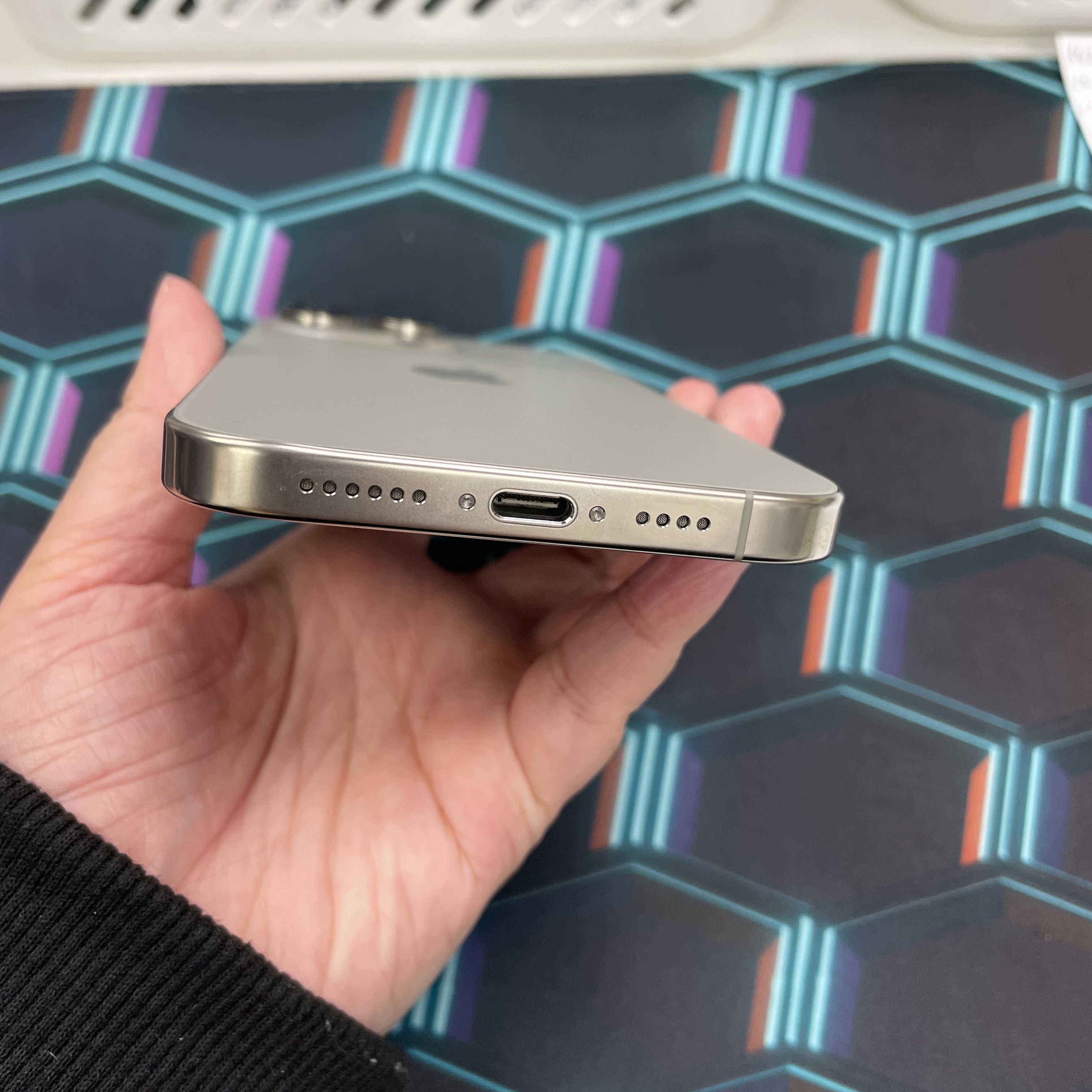 *6430 16 pro max 完美機 256GB 電90 原色 gray