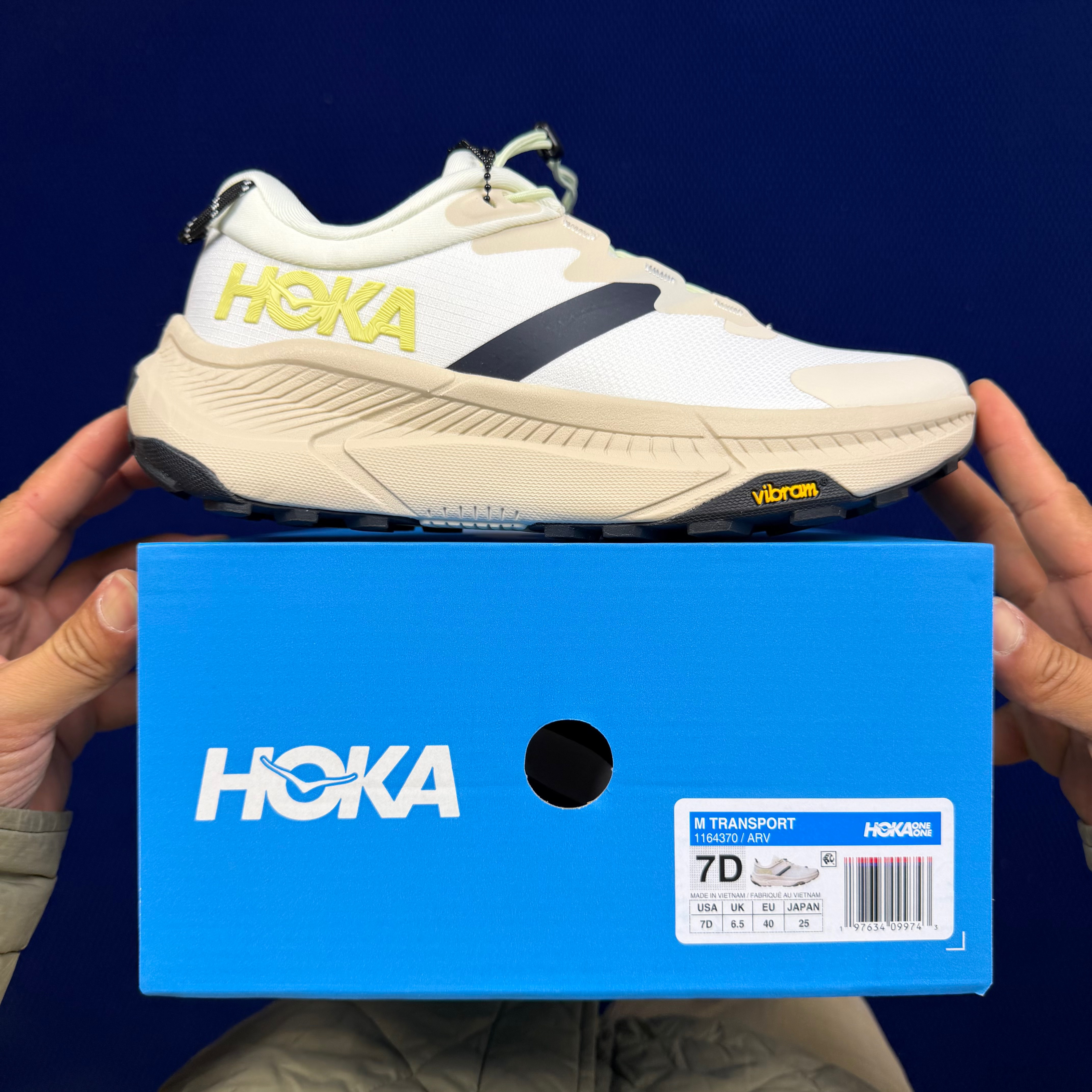Hoka One One Transport