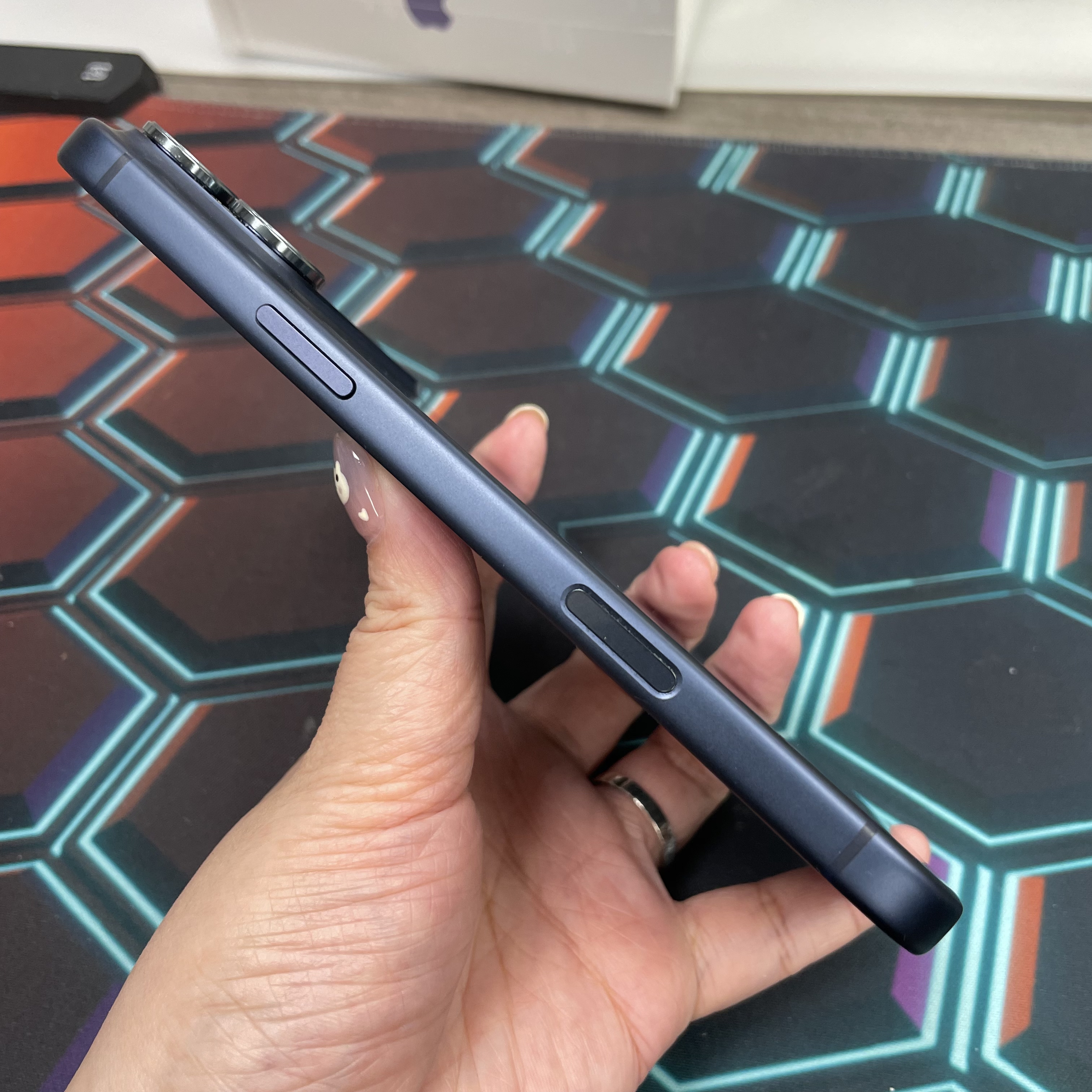 *6753 17 Pro max 完美機 256GB 電100 藍色 blue
