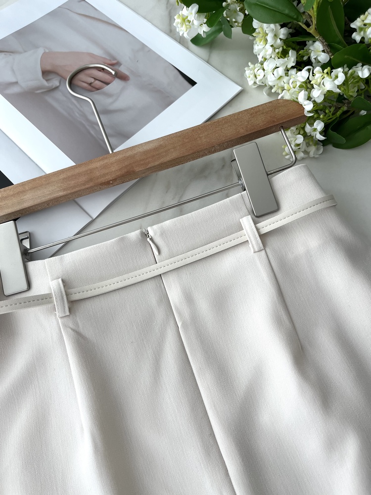 Atelier Belted Skirt (Ivory)