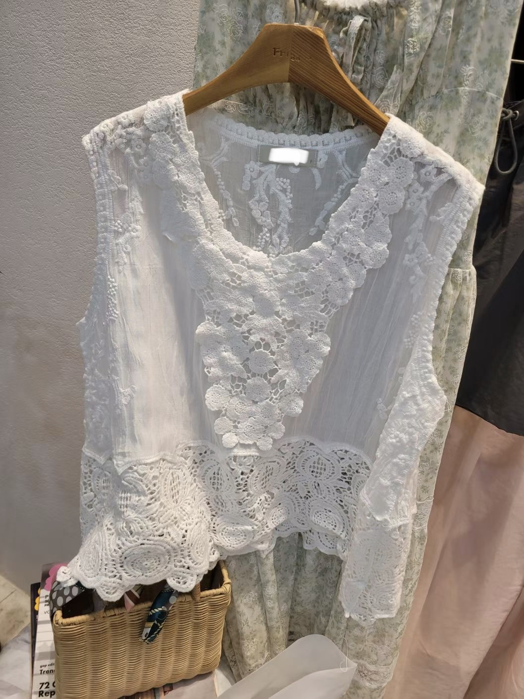 精子通花上衣 