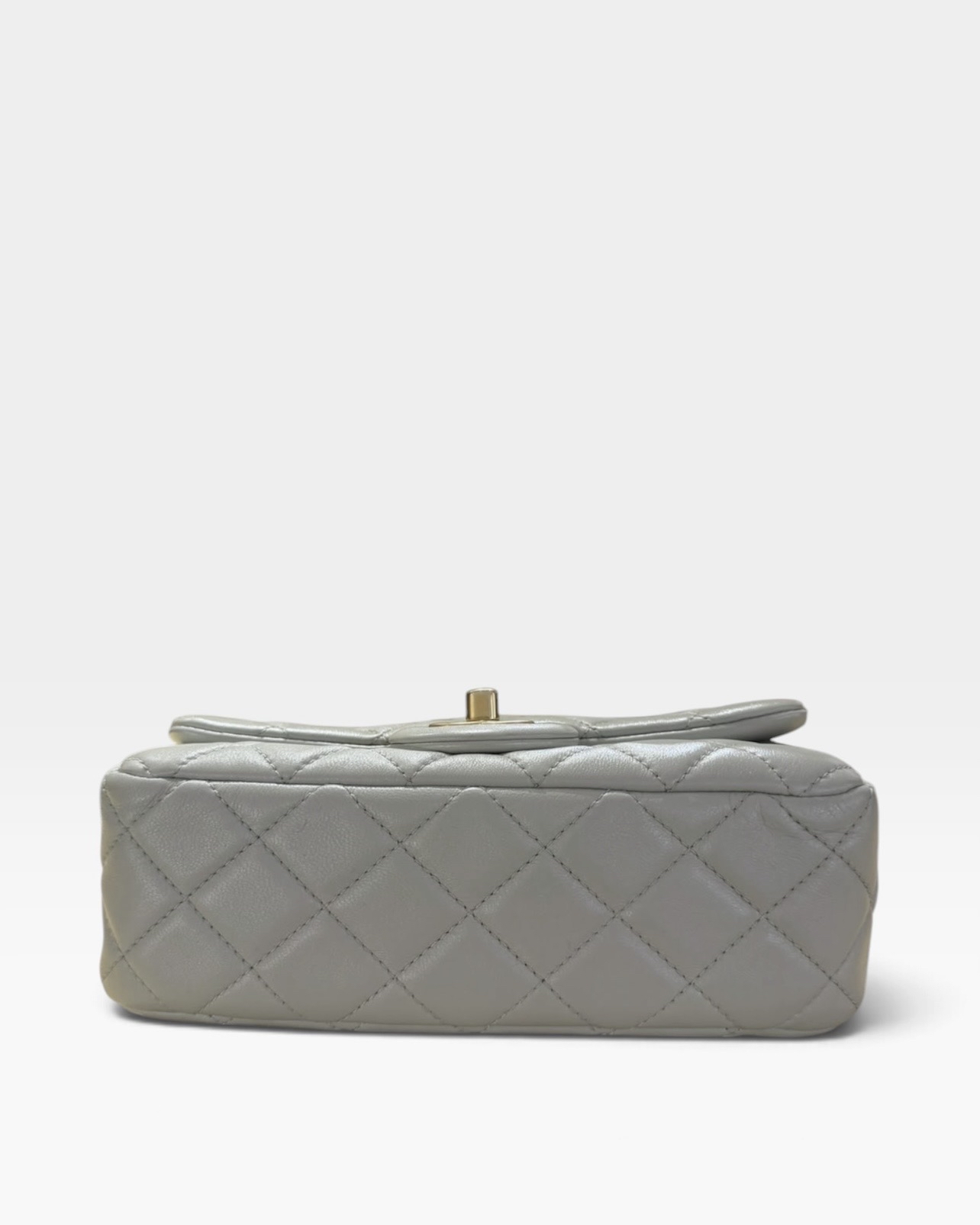 Pre-owned Chanel Rectangular Pearl Crush Bag / Product Code: A092301