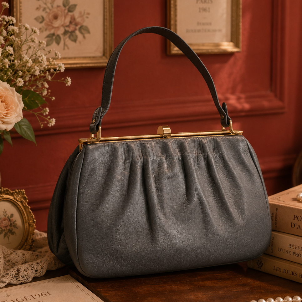 **Vintage C.a. 1960s American "Etra" Genuine Leather Handbag (MT2505 )
