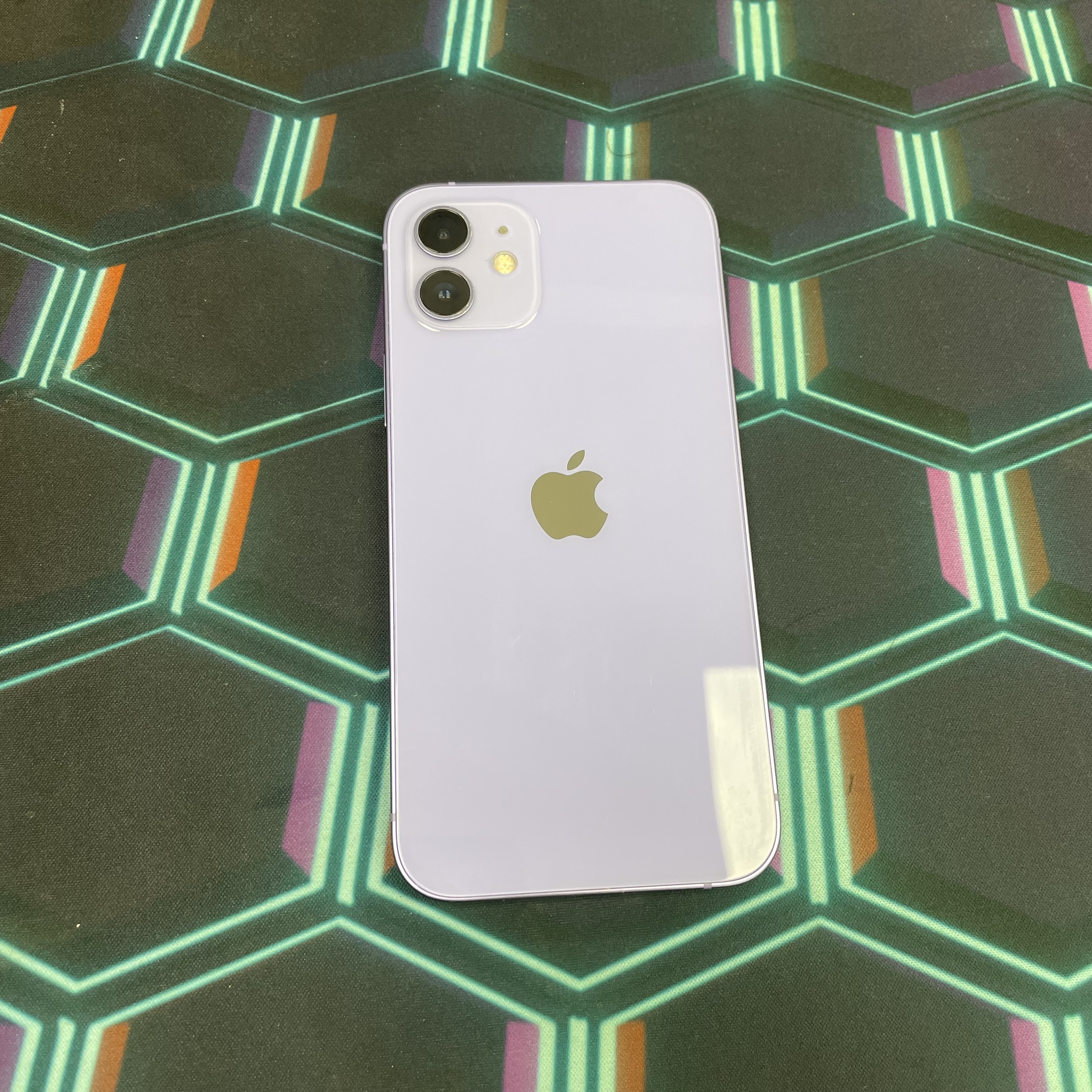 *8296 12 勁靚機 128GB 電77 紫色 purple