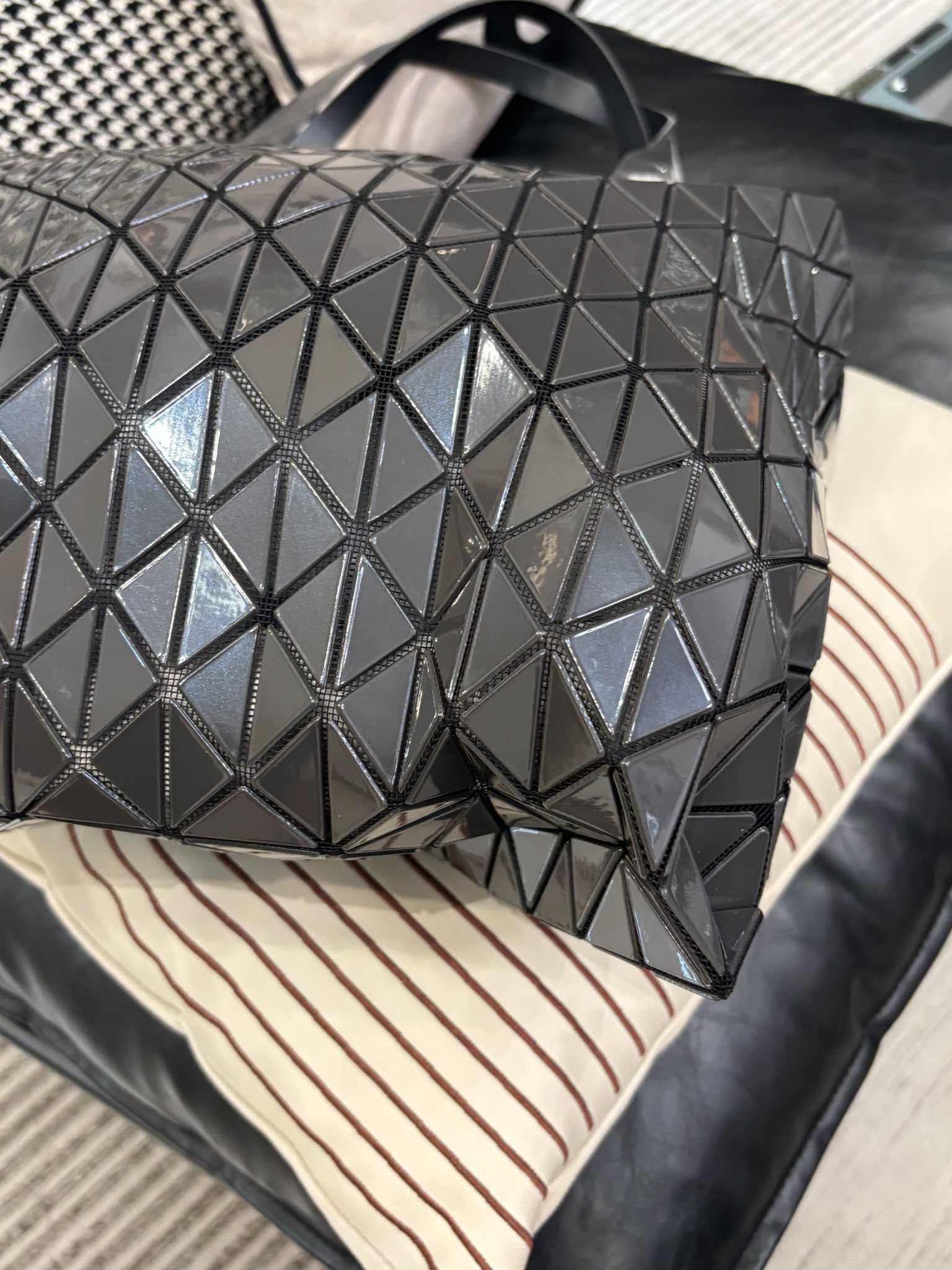ISSEY MIYAKE bao bao Boston bag 100%Authentic ,98%new✅dust bag