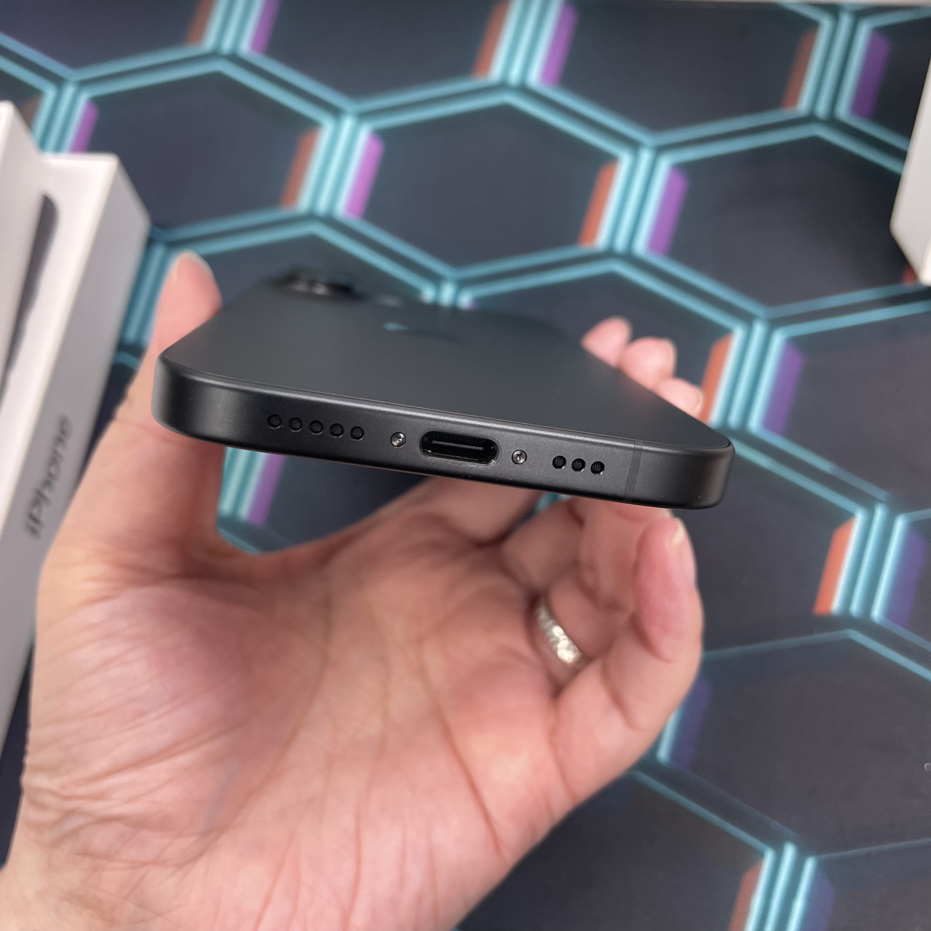 *6332 16 未使用品 512GB 電100 黑色 black