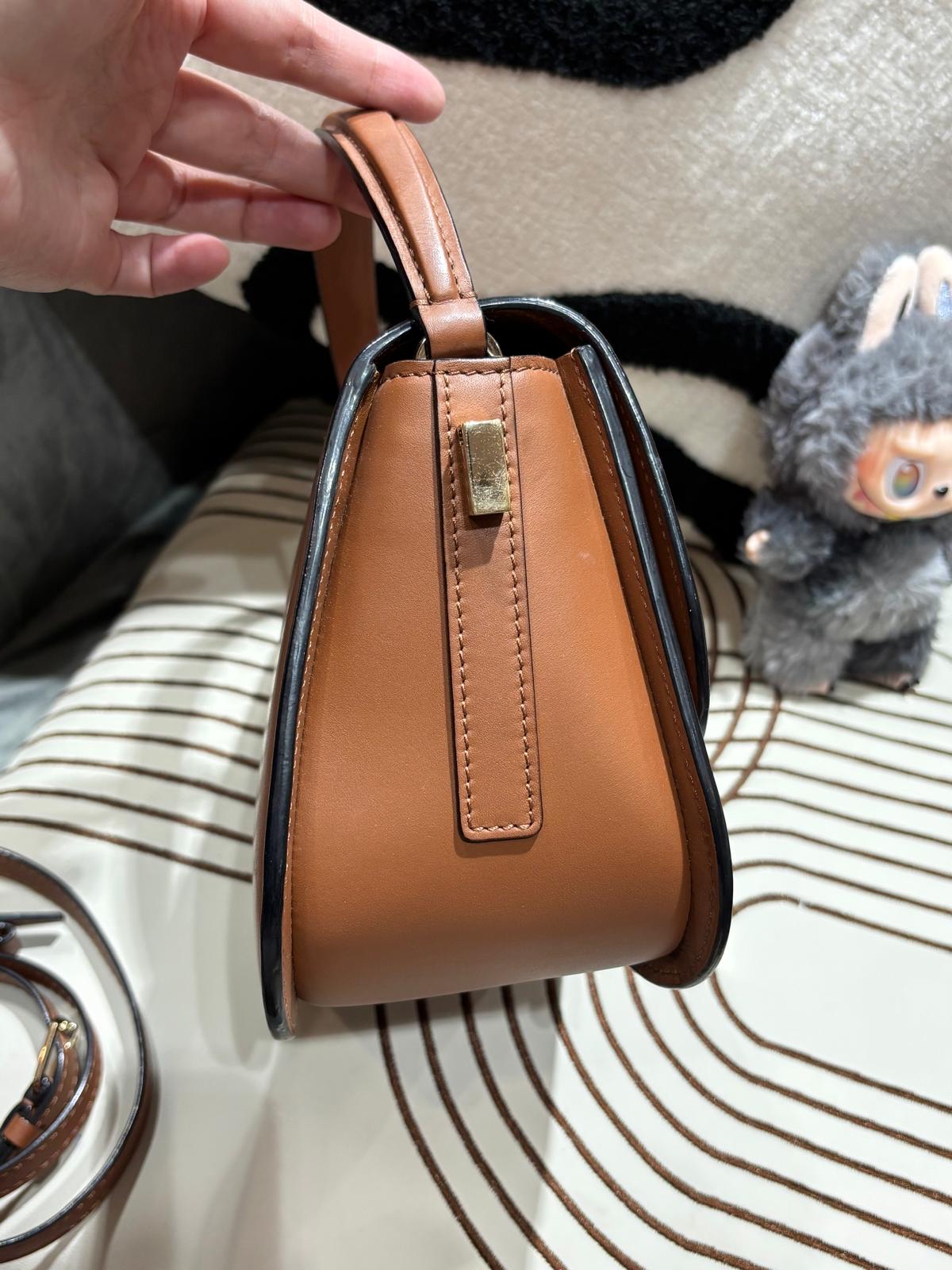 Valextra iside 2way bag Tan,100%Authentic,90%new 
