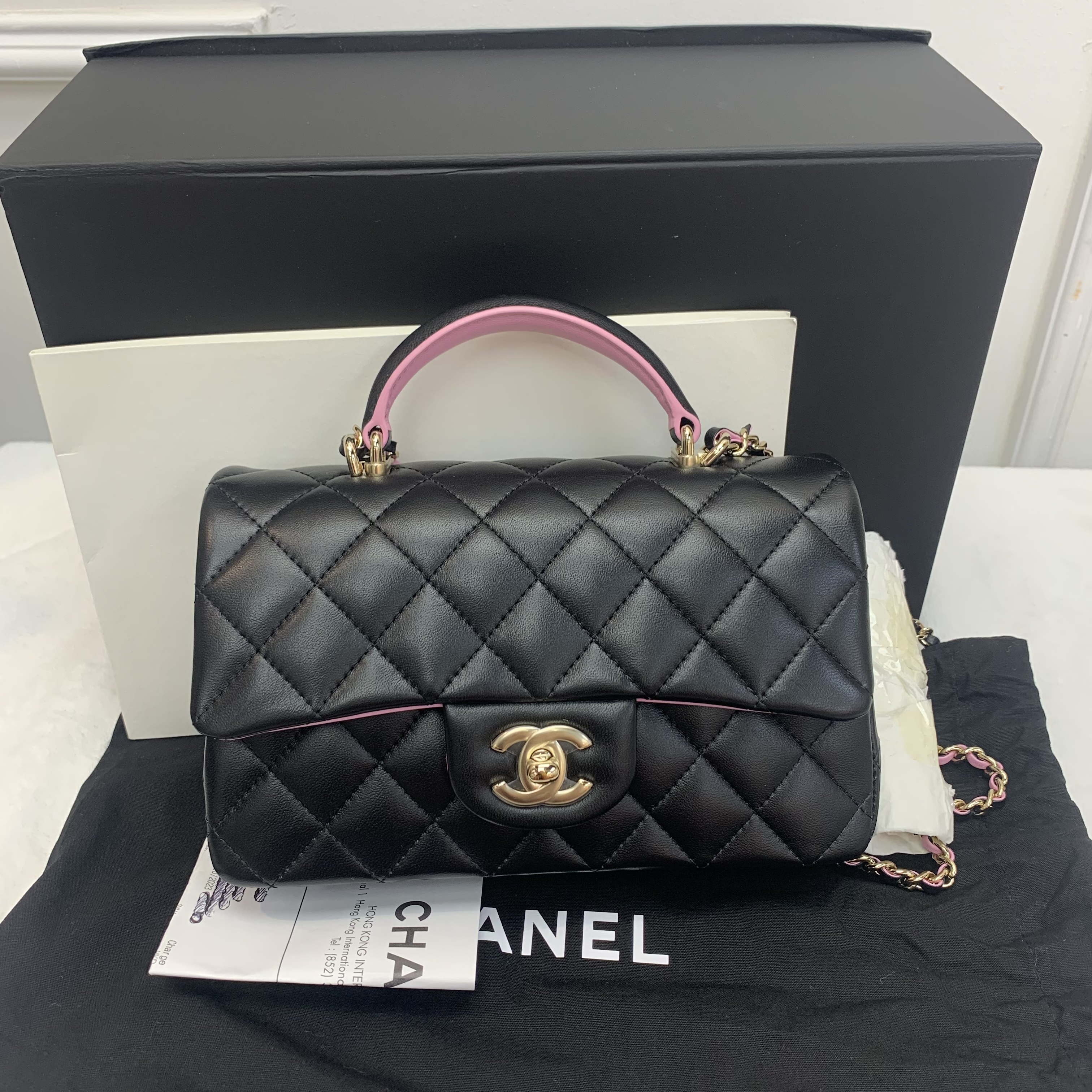 Full set 23P Chanel 粉拼黑Flap Bag