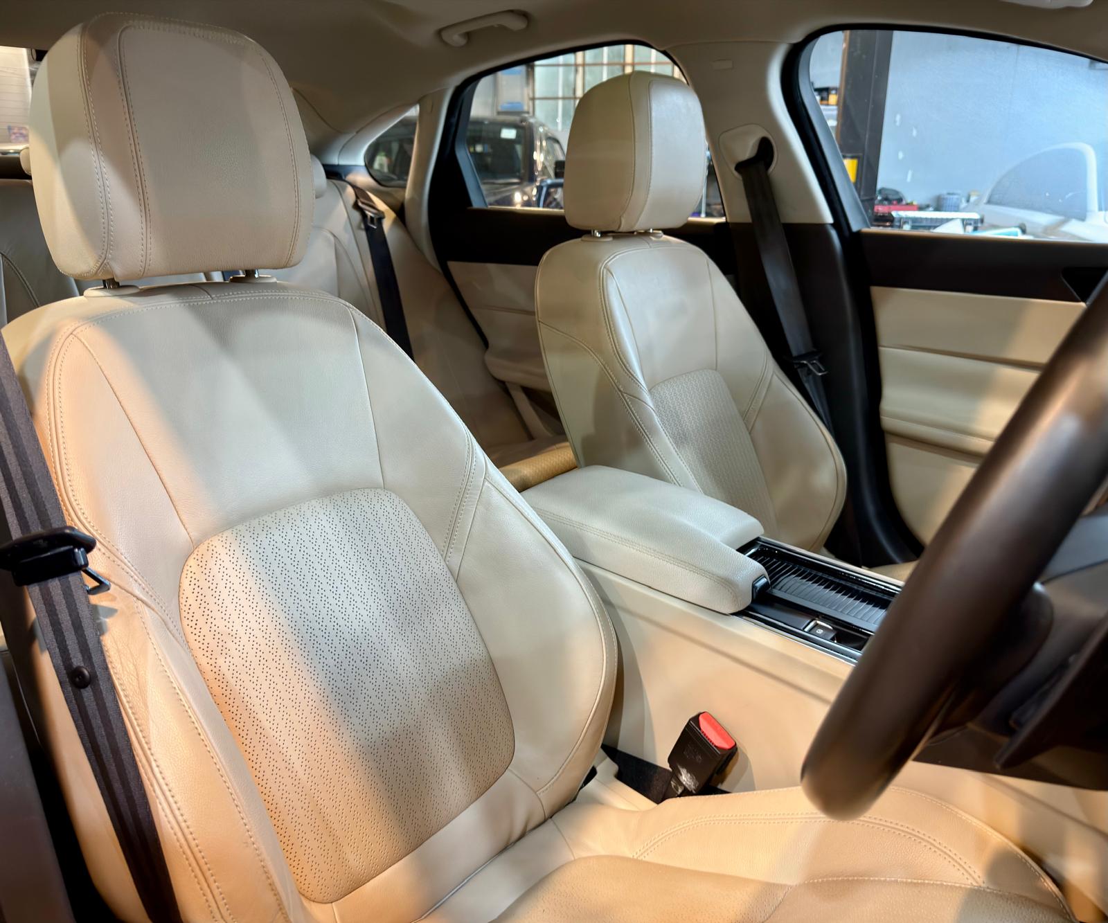 Jaguar XF 25T Prestige 2016