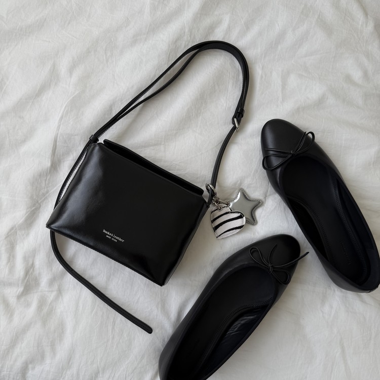  【26SS】預訂_TV Bag By Bucks & leather