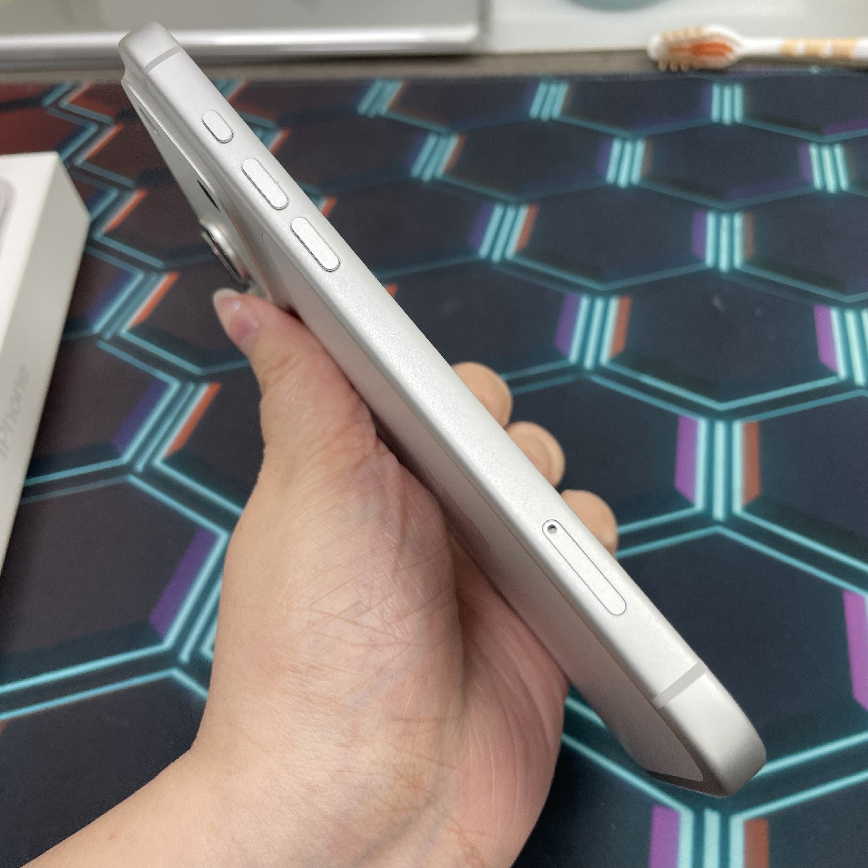 *7761 17 Pro max 完美機 256GB 電100 銀色 sliver 