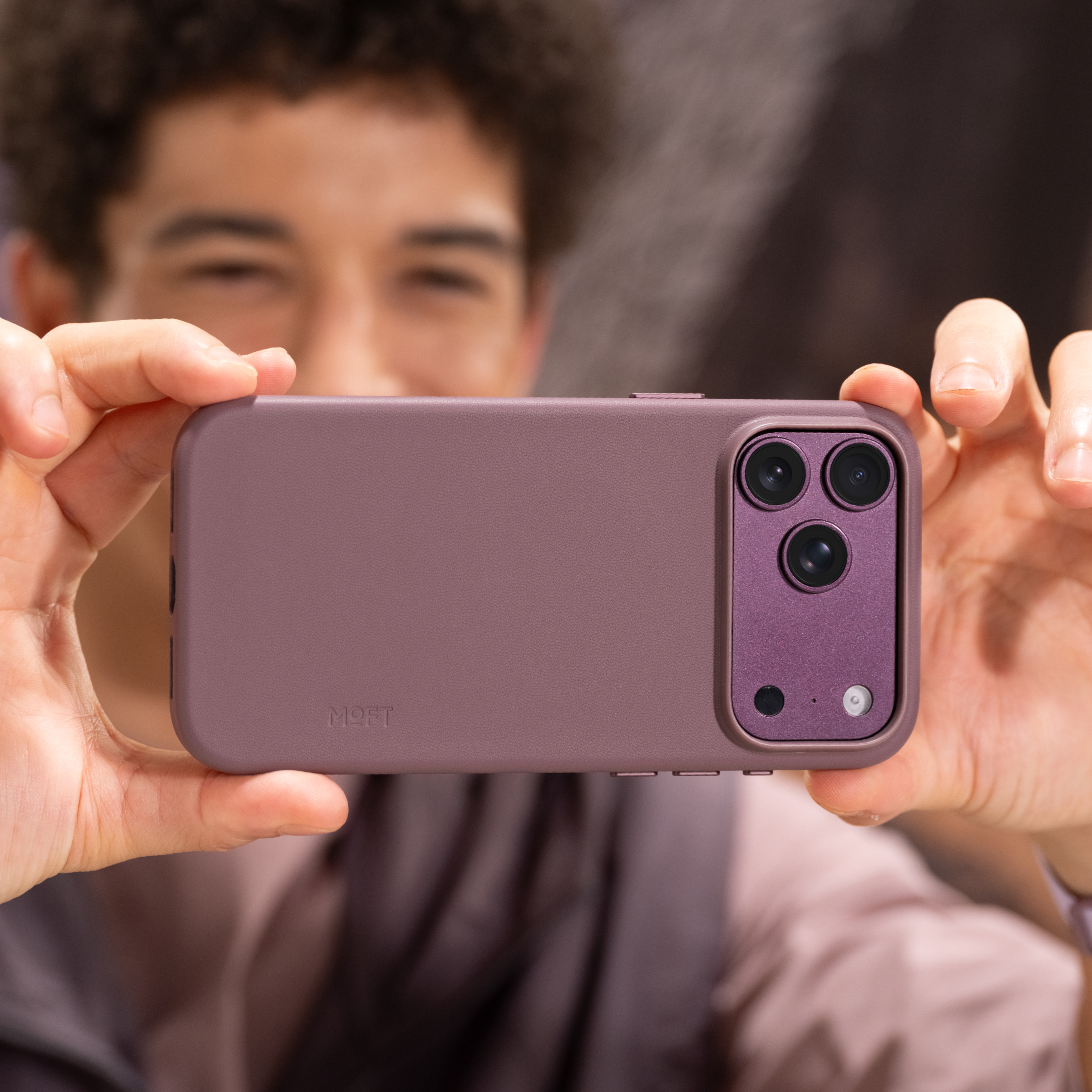 MOFT Snap Case for iPhone 18 Pro Max MOVAS™ 皮革磁力保護殼