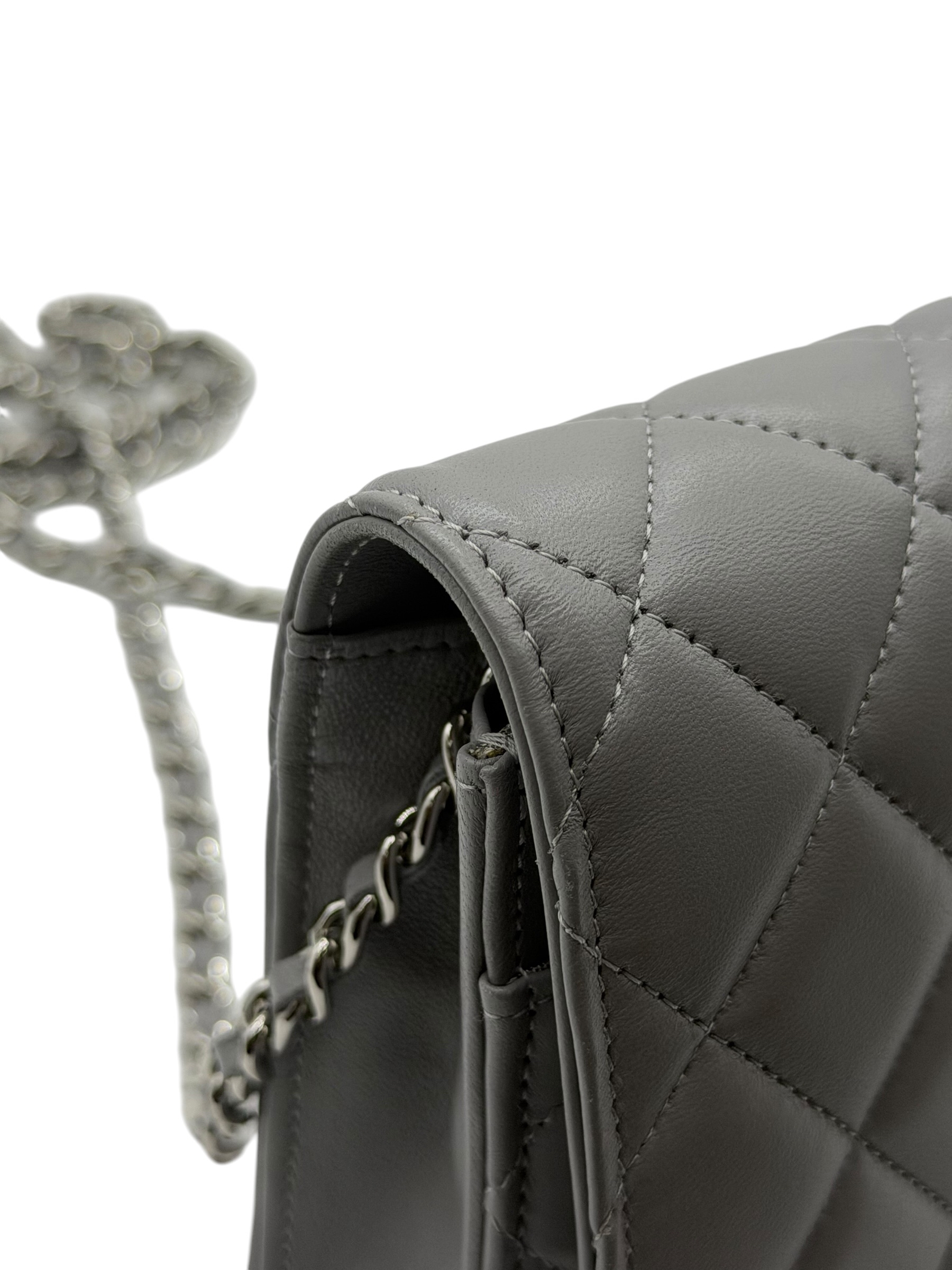 Pre-Owned CHANEL Wallet On Chain / Product Code: 26060101