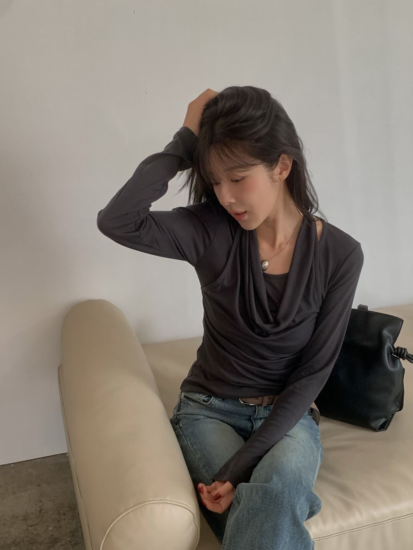 WJ3 垂墜褶皺掛頸透肌長袖上衣