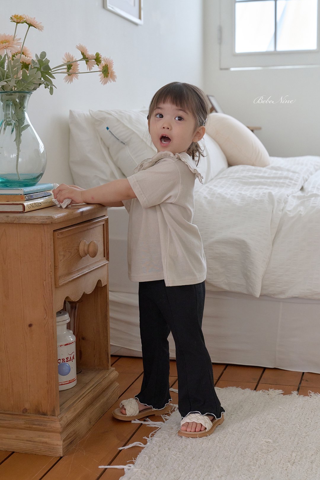 ☀️預訂 韓國直送☀️🇰🇷Bebenine兩色花邊喇叭褲