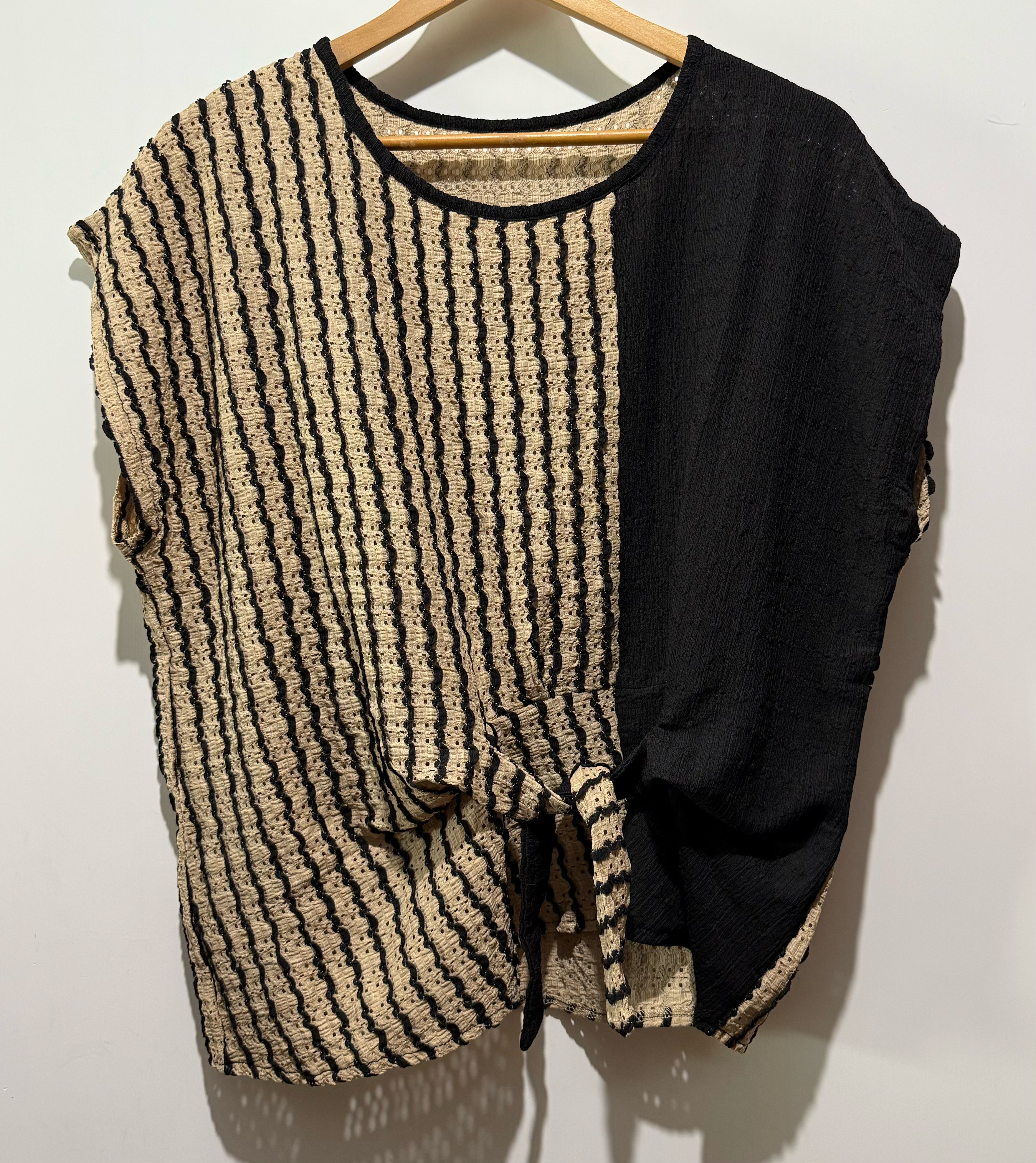 #2077 不對稱撞色Top 🔆