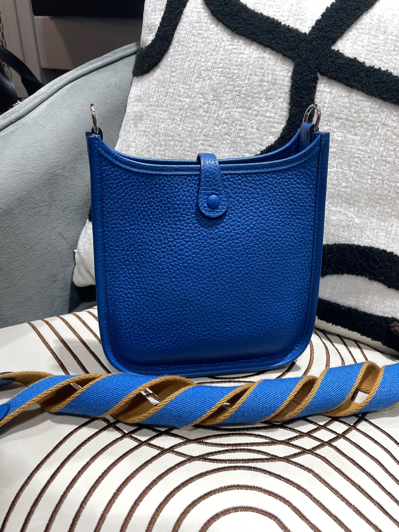 Hermes Mini Evelyne ,Stamp C 100%Authentic , 98%new  ✅strap ✅塵袋  