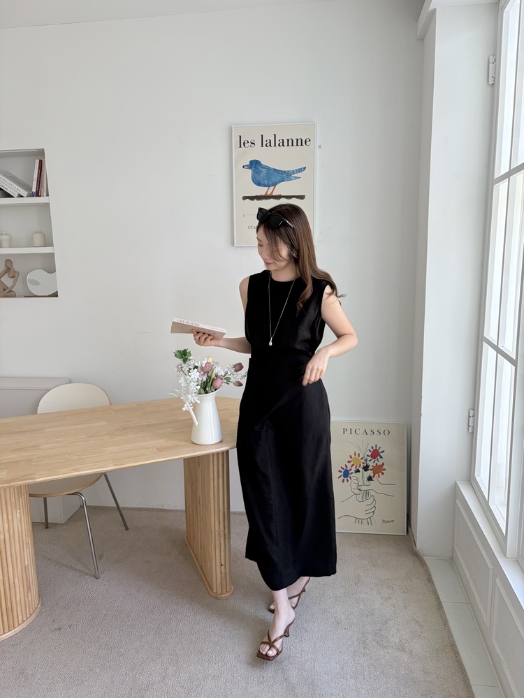 Effortless Wrap Dress (Black)