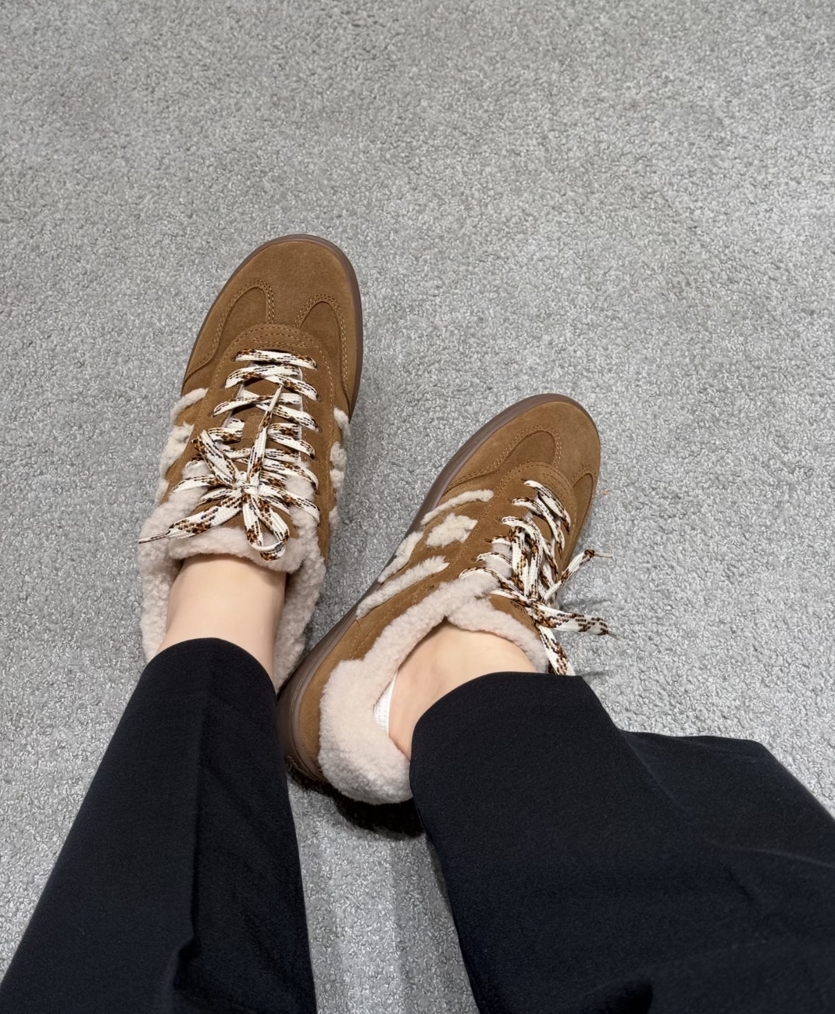 限時優惠✨新款🆕訂貨🍒Hogan cool 毛毛sneaker 超級保暖! WhatsApp check size 