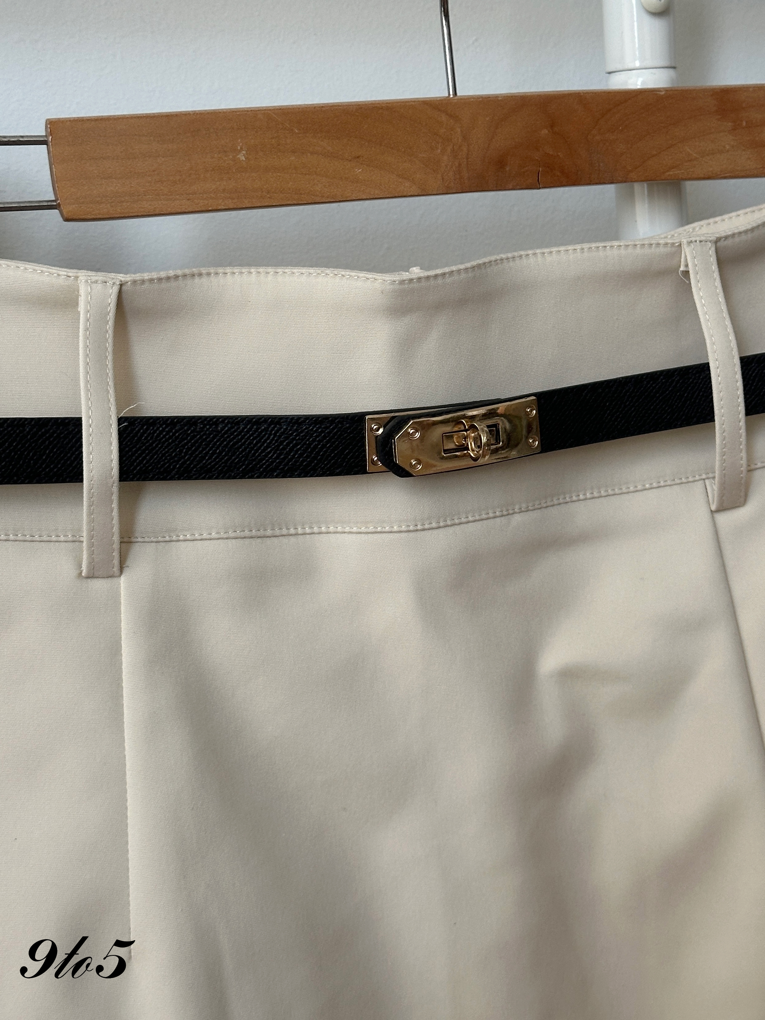 S1919 A Line Short Skirt - Black & Cream
