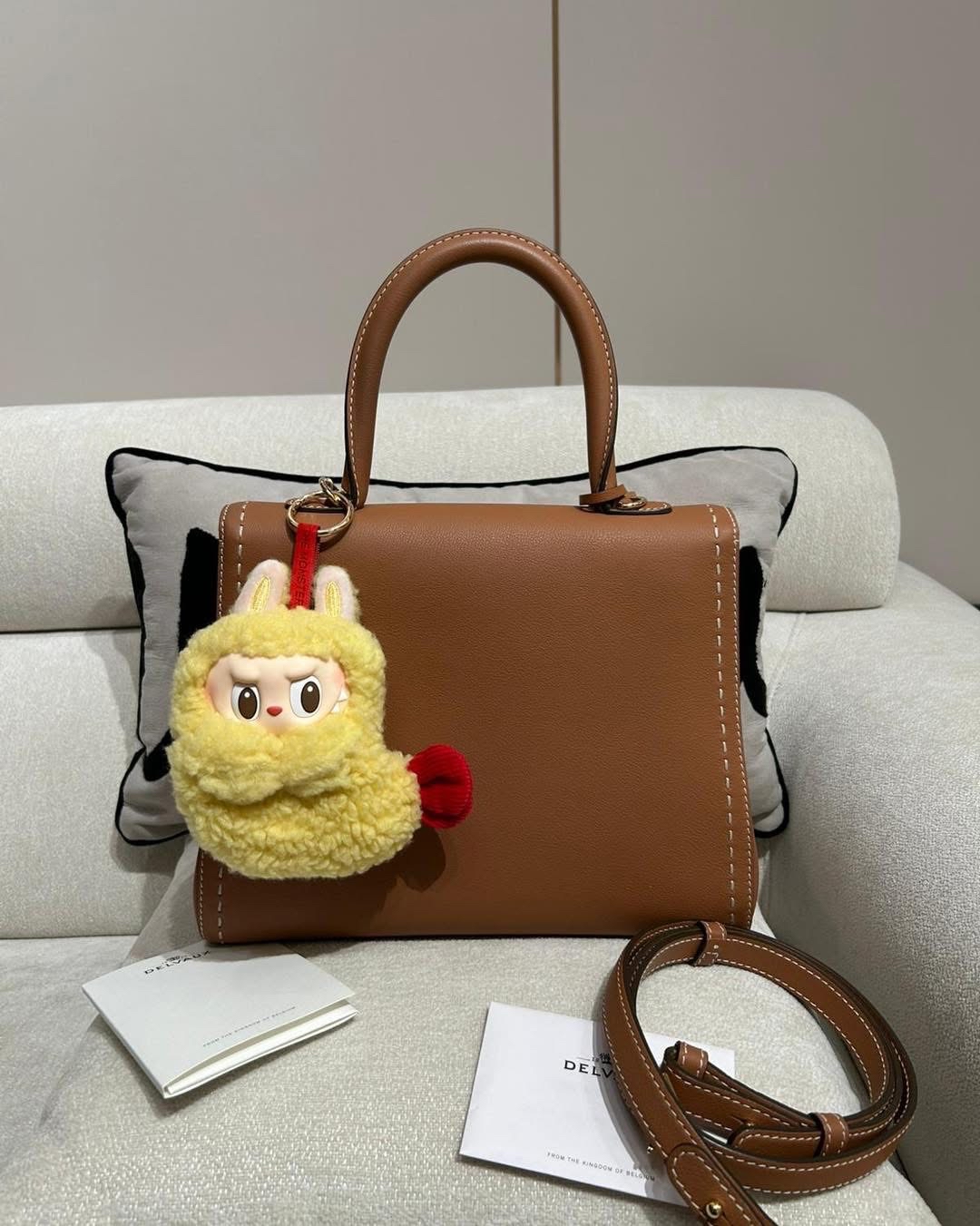 Delvaux brillant mm rodeo calfskin 100%Authentic ,98%new ✅收據 ✅證書✅肩帶✅box 