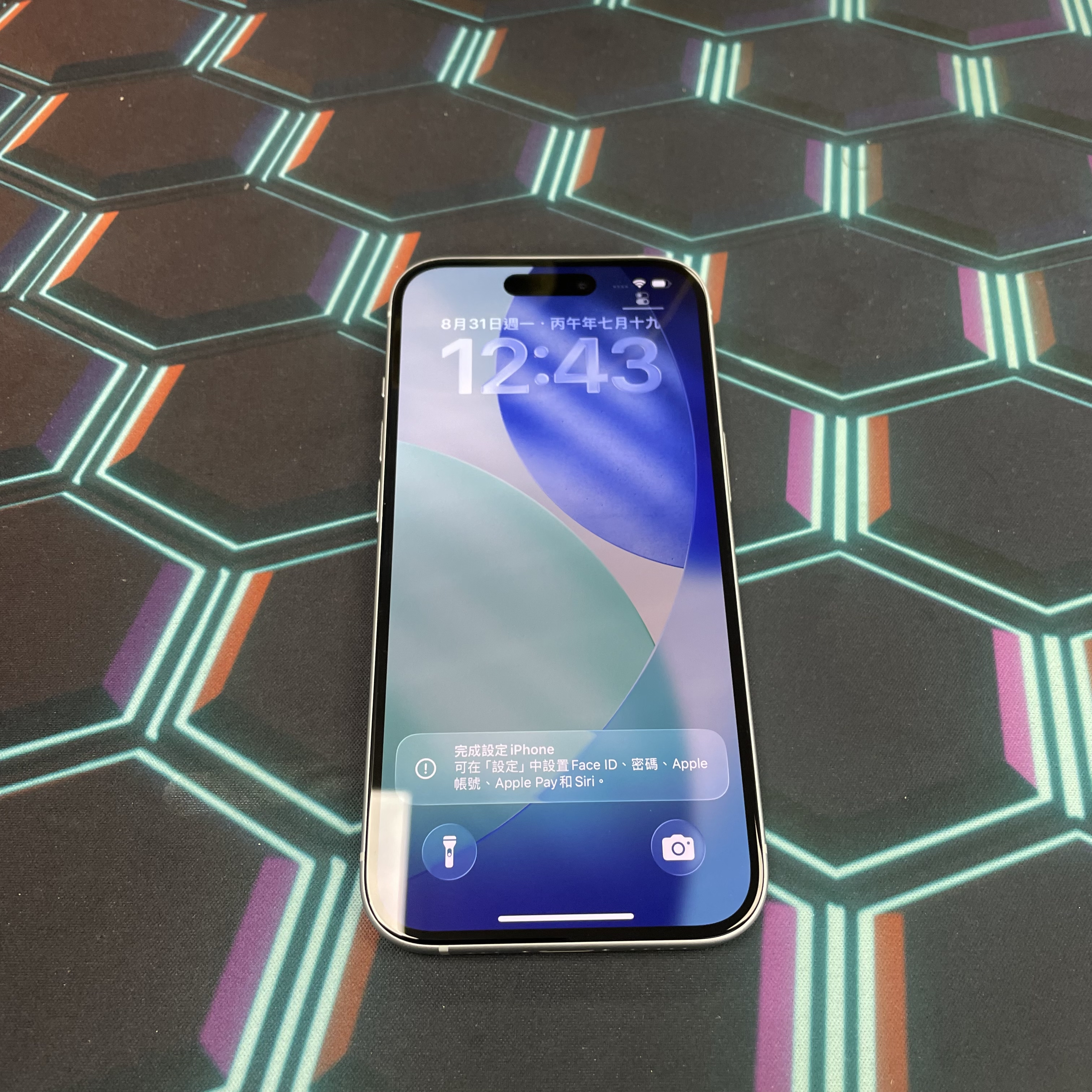 *7717 15 勁靚機 128GB 電84 藍色 blue