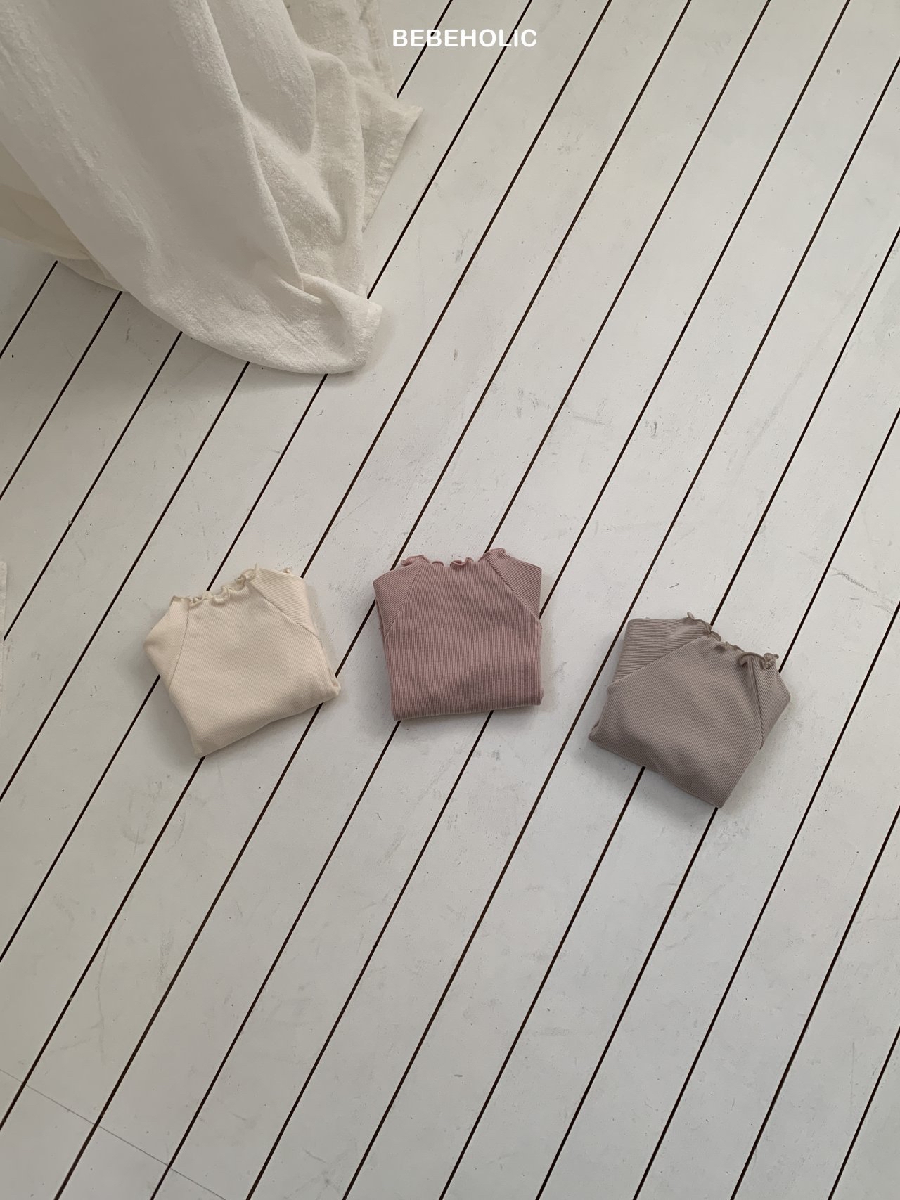 🌸預訂 韓國直送🌸🇰🇷BEBEHOLIC三色純色花邊領長袖上衣