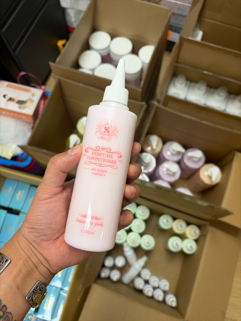 S•Slim18馬卡龍 免洗水香水護髮素💫300ml