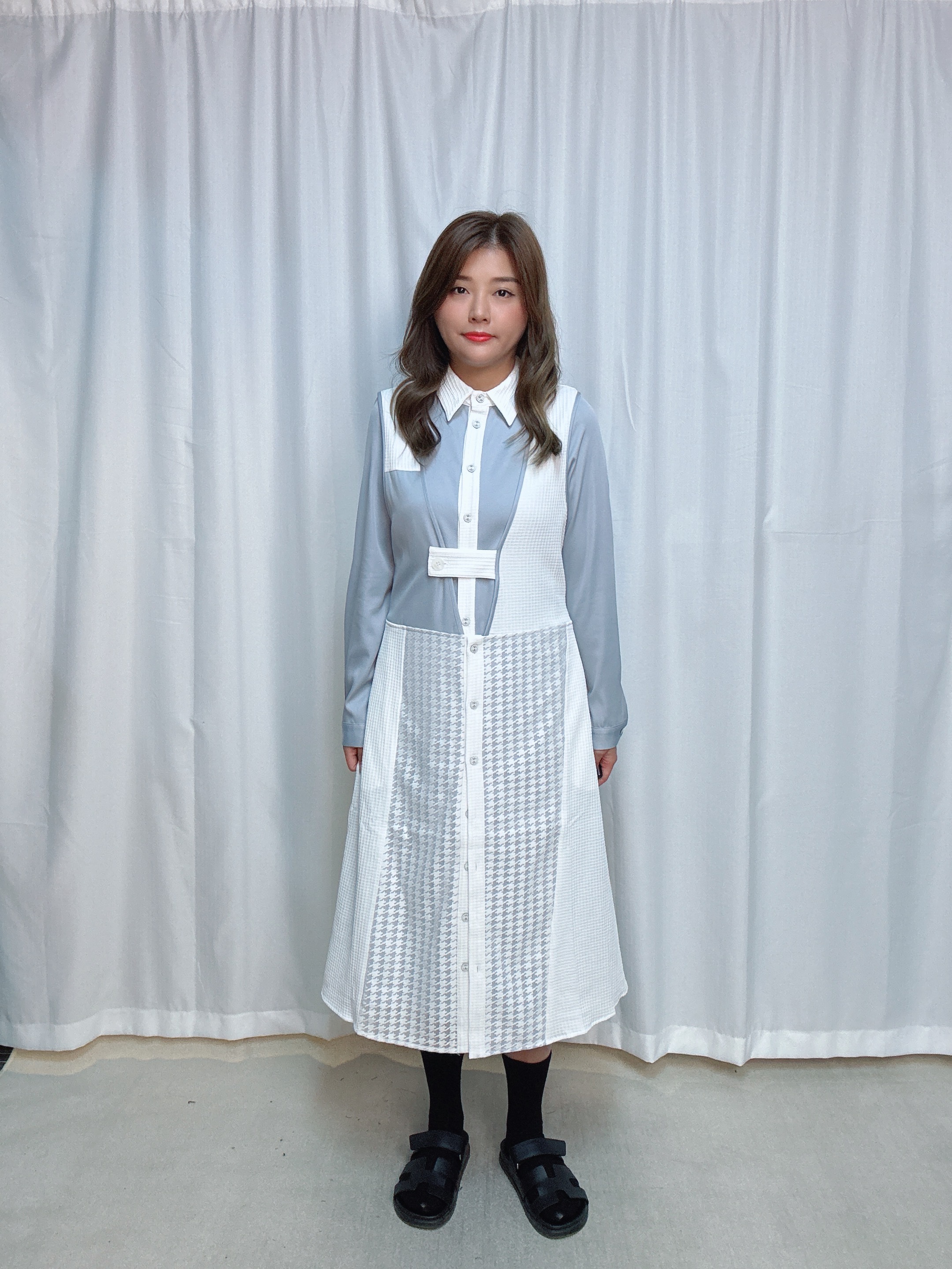 103483 BS444 自家系列 千鳥格網拼提花格紋梳織背心外套 +提花格紋梳織撞色長身恤衫裙套裝