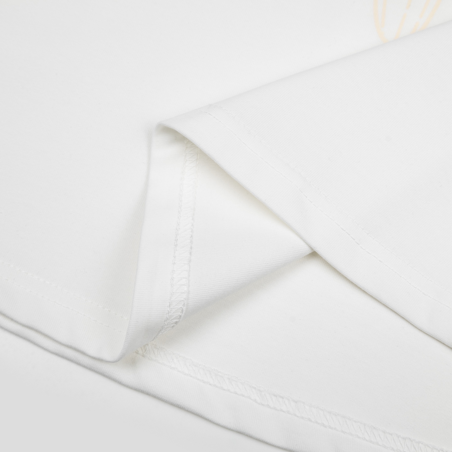 Mardi Mercredi FlowerMardi Dosan Exclusive Tee