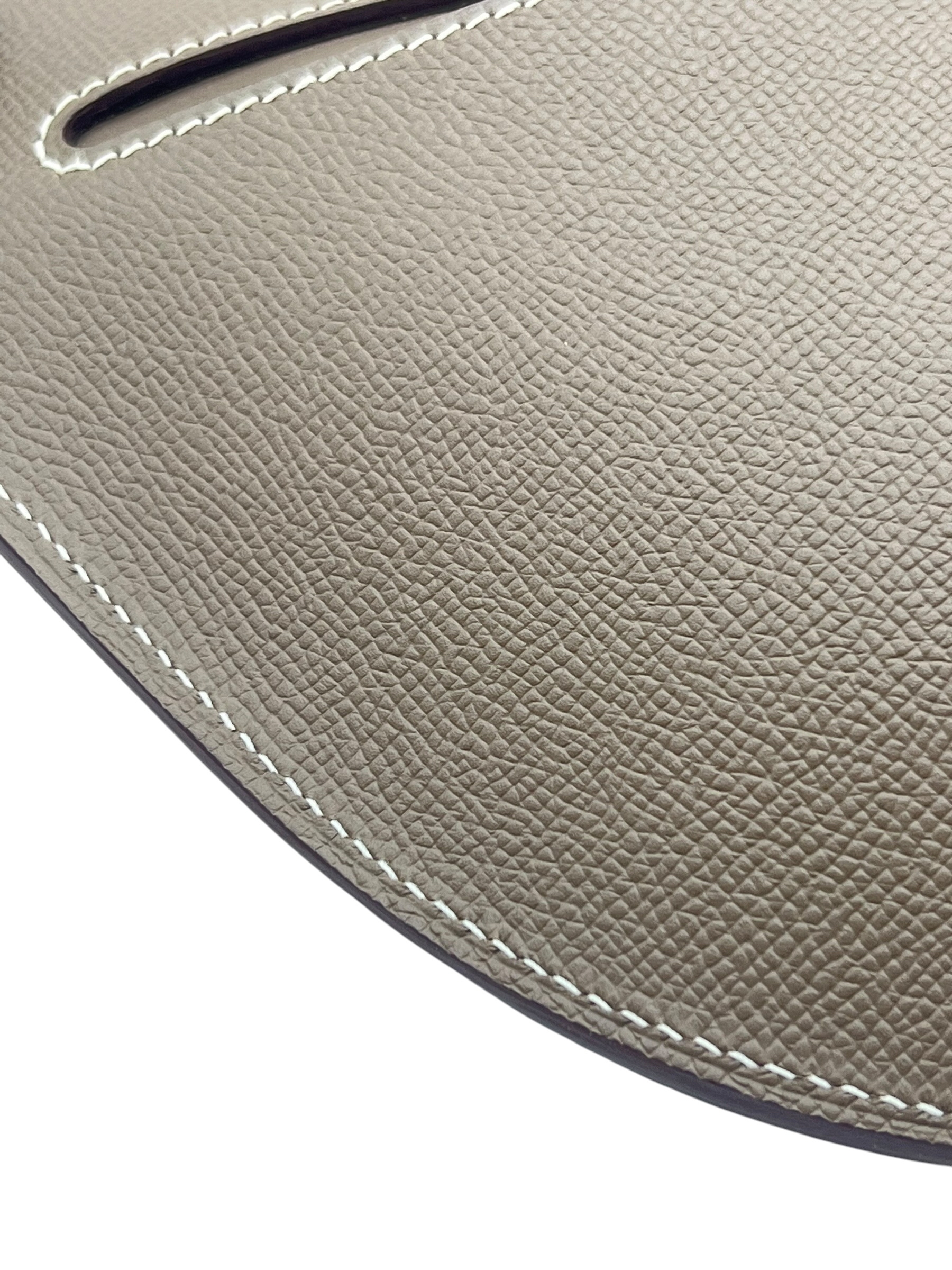 Pre-Owned HERMÉS Petite Course Bag Stamp K / Product Code: 26061002