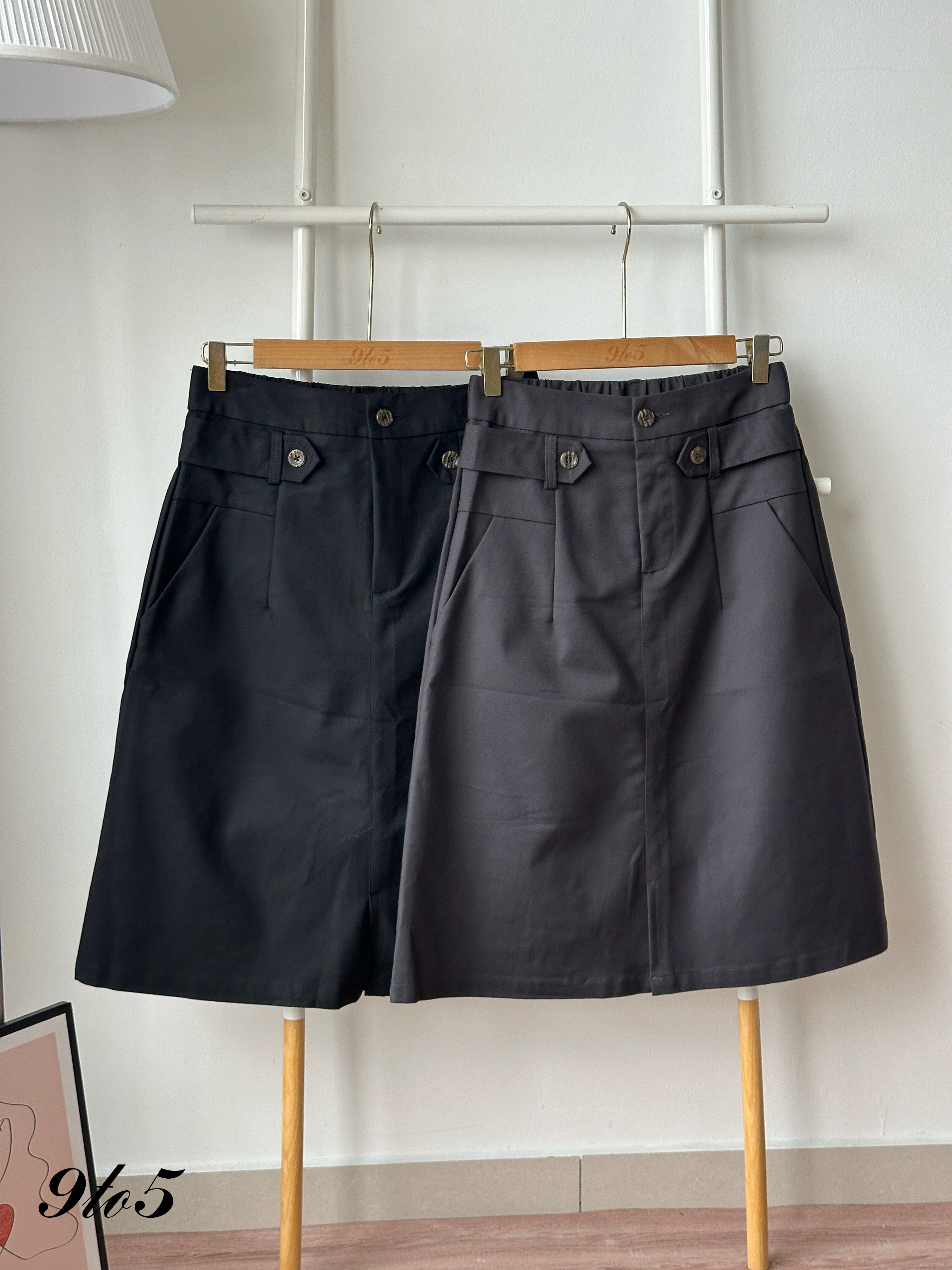 S1979 A Line Midi Skirt - Black & Grey