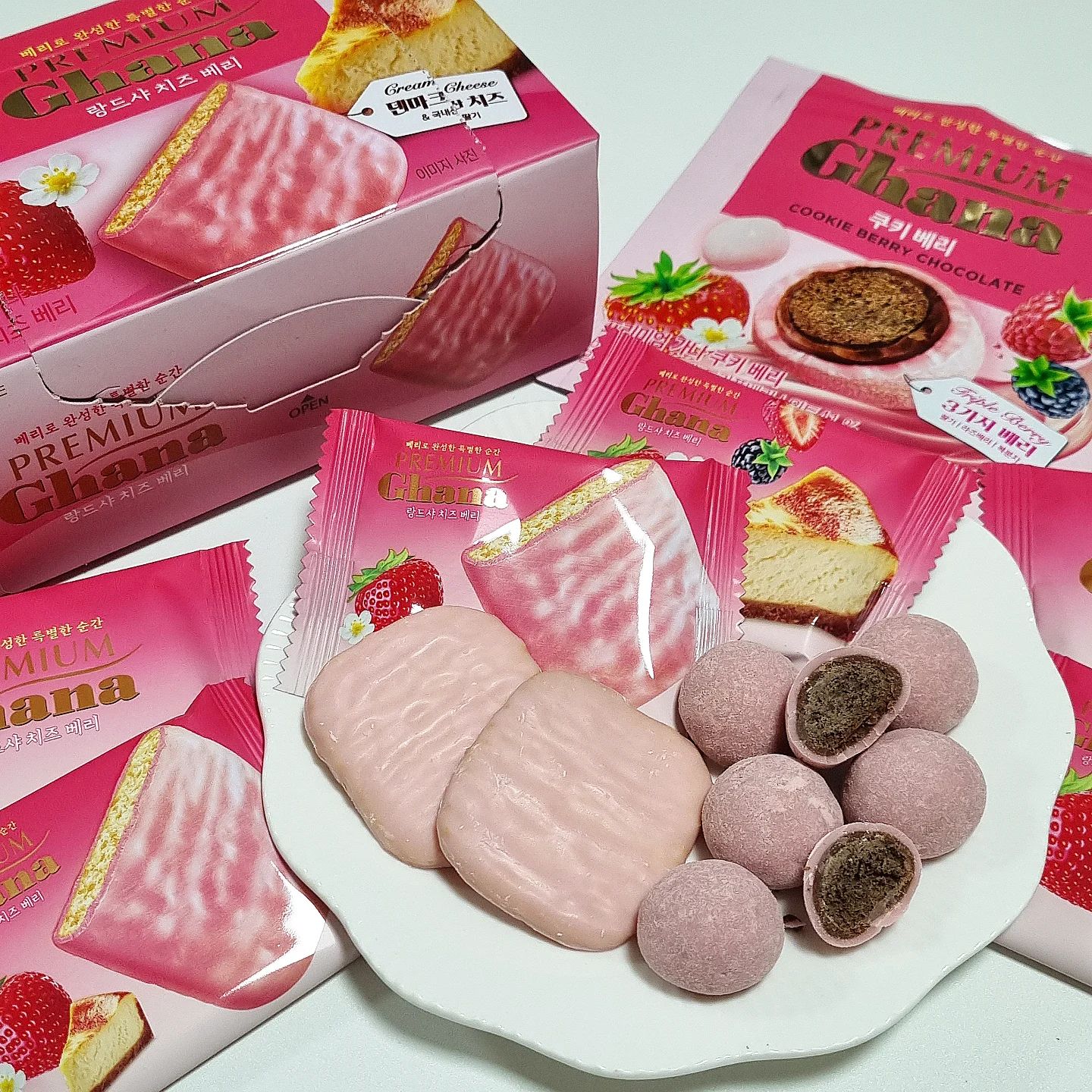 季節限定｜韓國 Lotte Premium Ghana 芝士莓果夾心餅｜Cheese Berry Langue de Chat