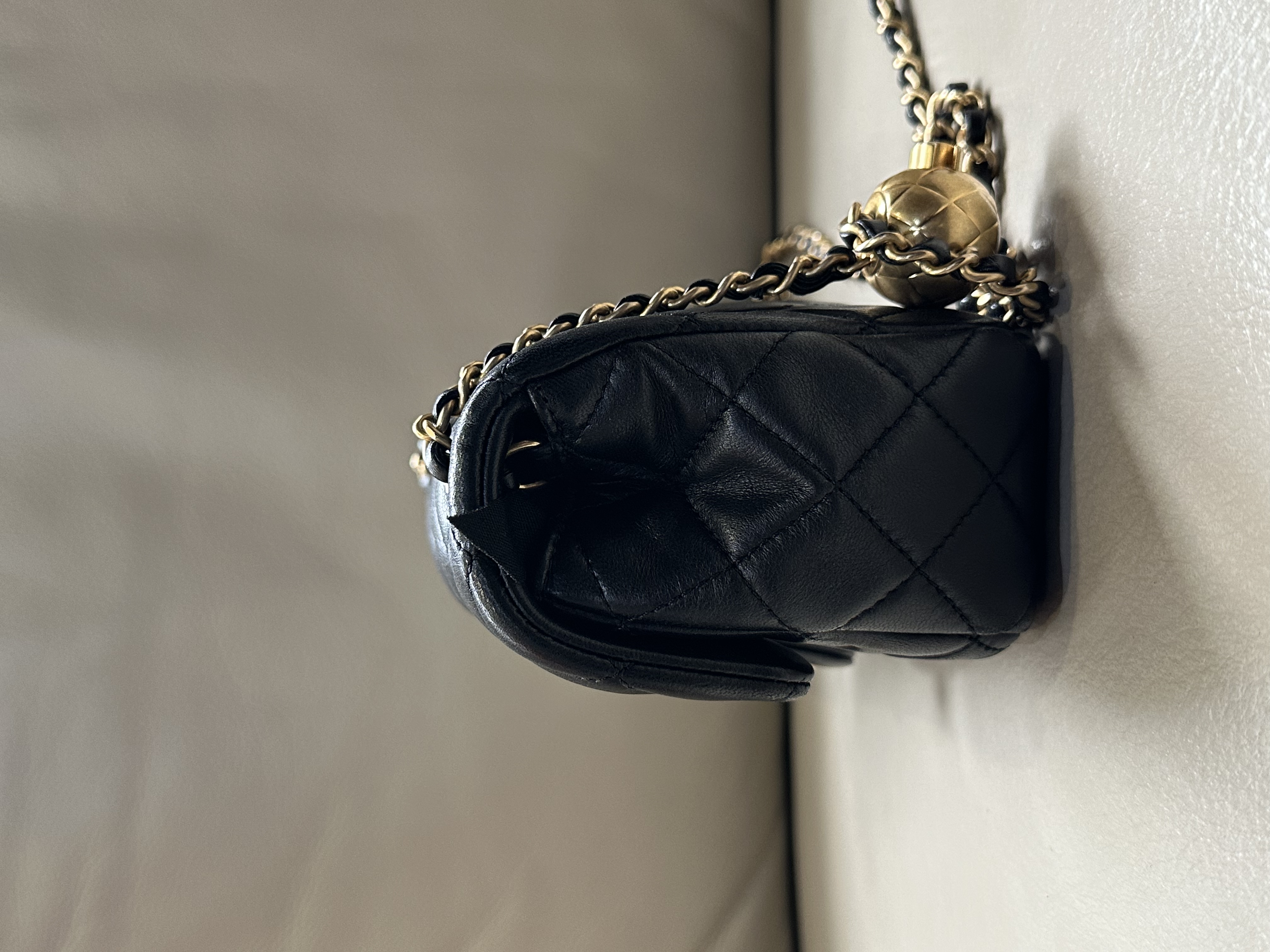 Pre-owned Chanel Mini Rectangular Pearl Crush Flap Bag / Product code :26040514