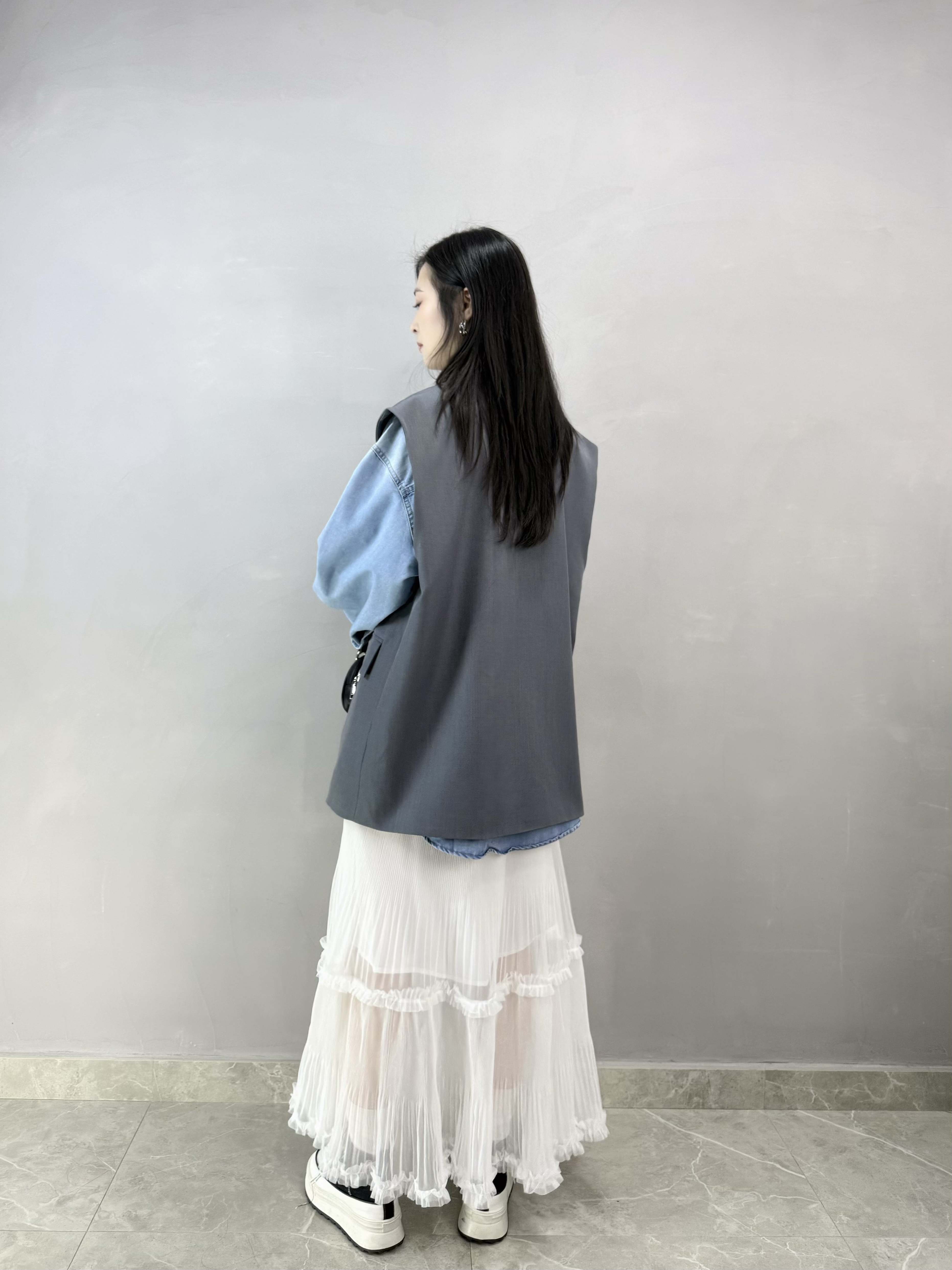 I70 領呔背心西裝褸