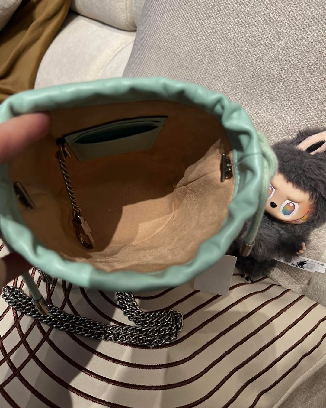 Gucci mini bucket bag 100%Authentic,98%new✅dust bag