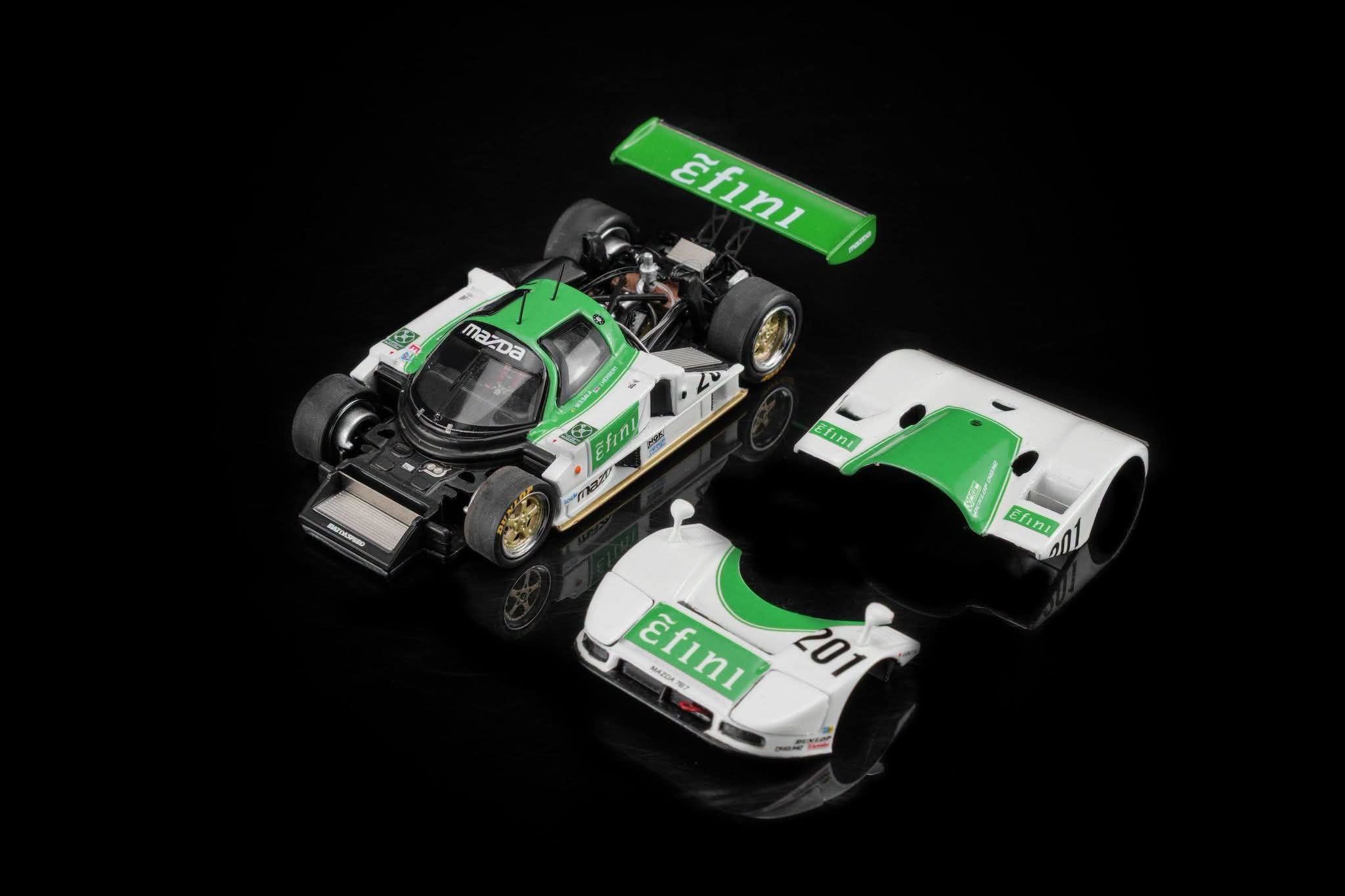 （預訂 Pre Order) MOTORHELIX (M60112) 1/64 Mazda 787B #201