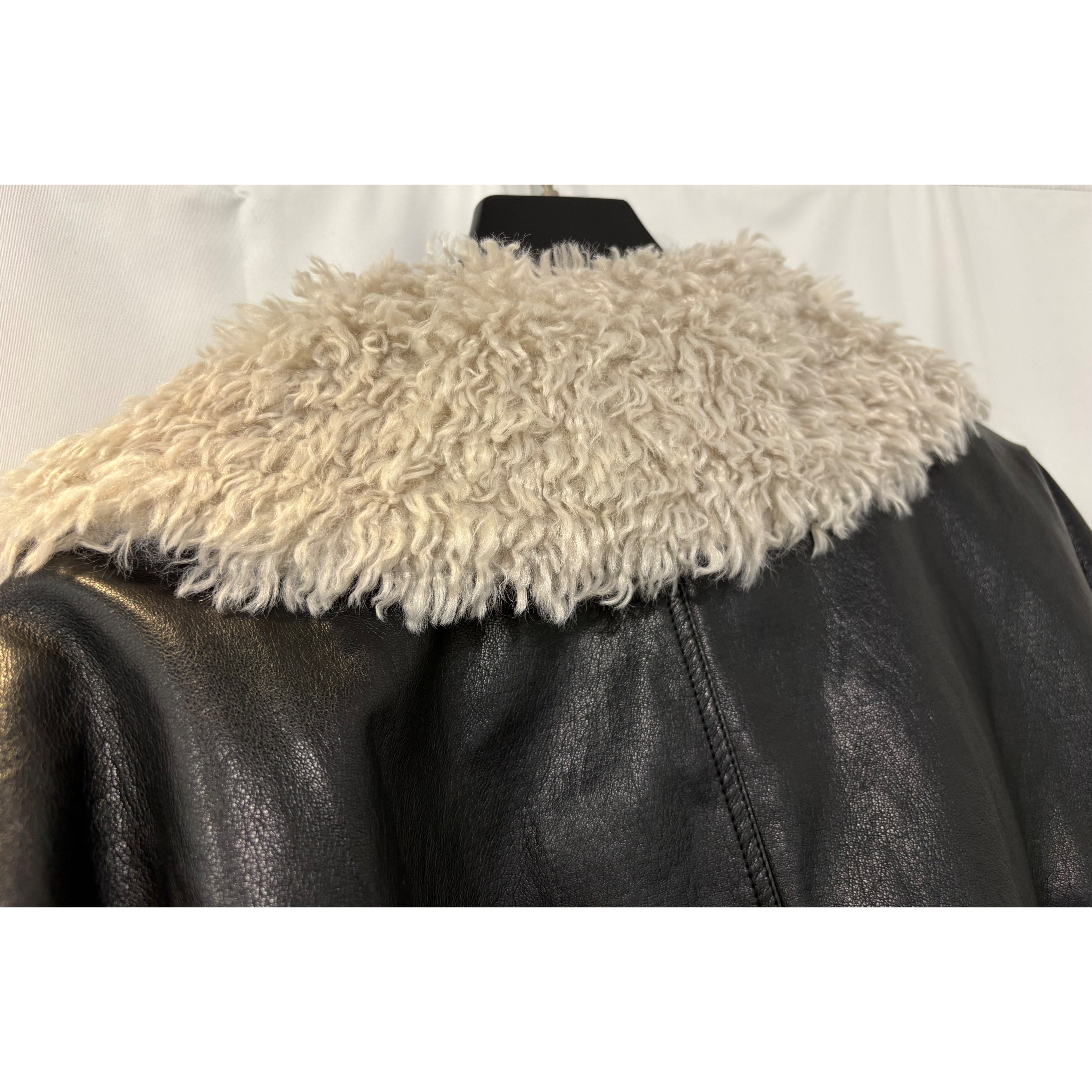 新品價及新年前收貨2月3號8PM截單💛《90%鴨絨毛領皮褸》 2602I