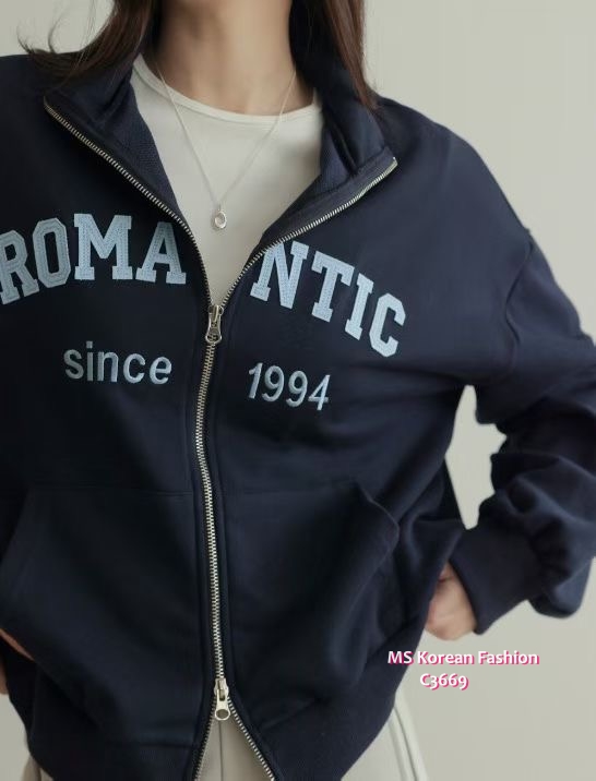 C3669 韓國🇰🇷拼色字母外套